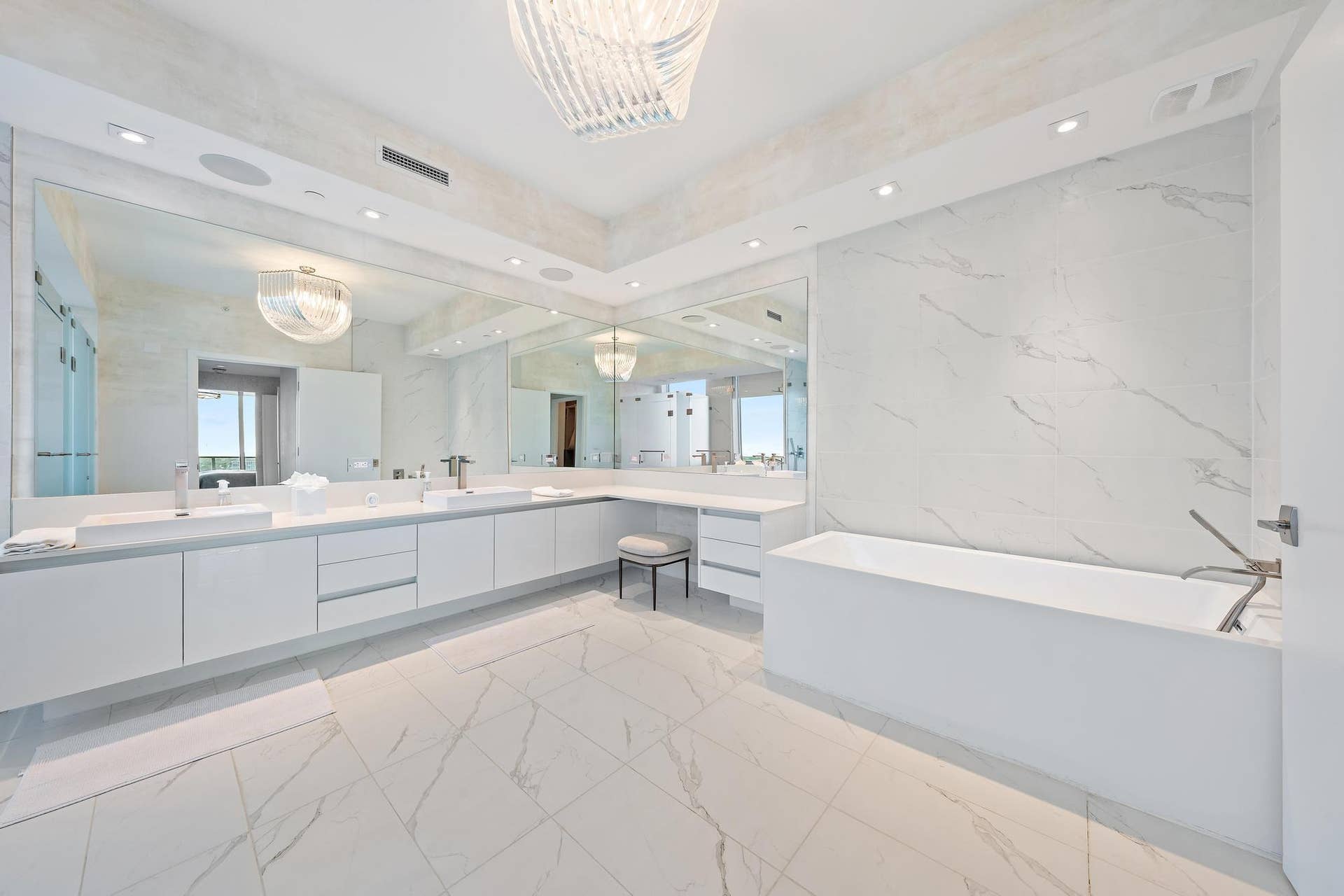 PRIMARY ROOM BATHROOM 1
