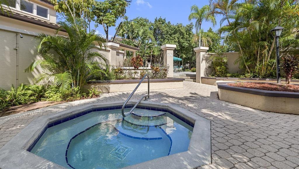 4341 W MCNAB Road, #10, Pompano Beach, FL 33069 Photo 4