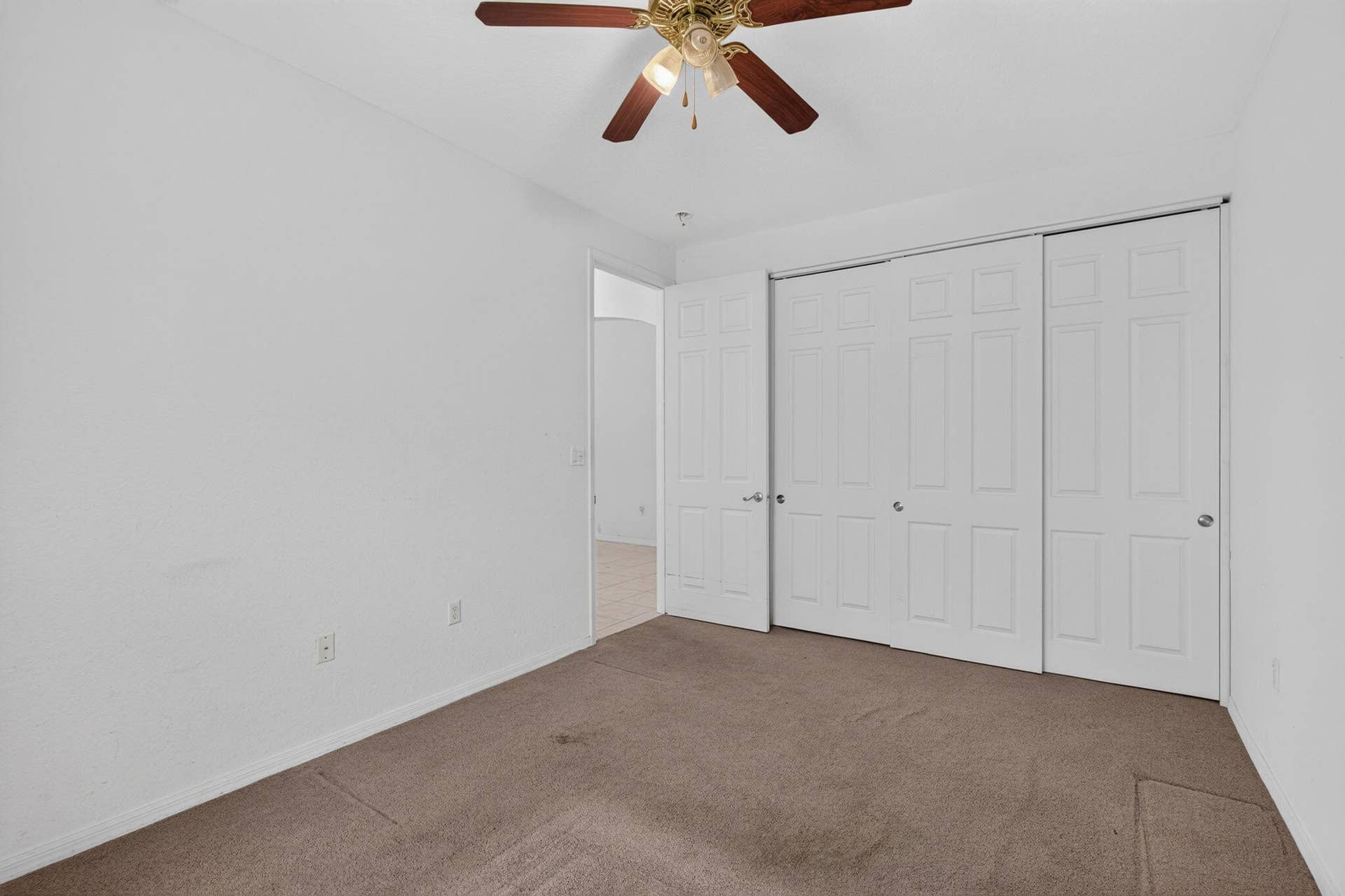 900 SE 2ND Avenue, Dania Beach, FL 33004 37-web-or-mls-_A7A9567