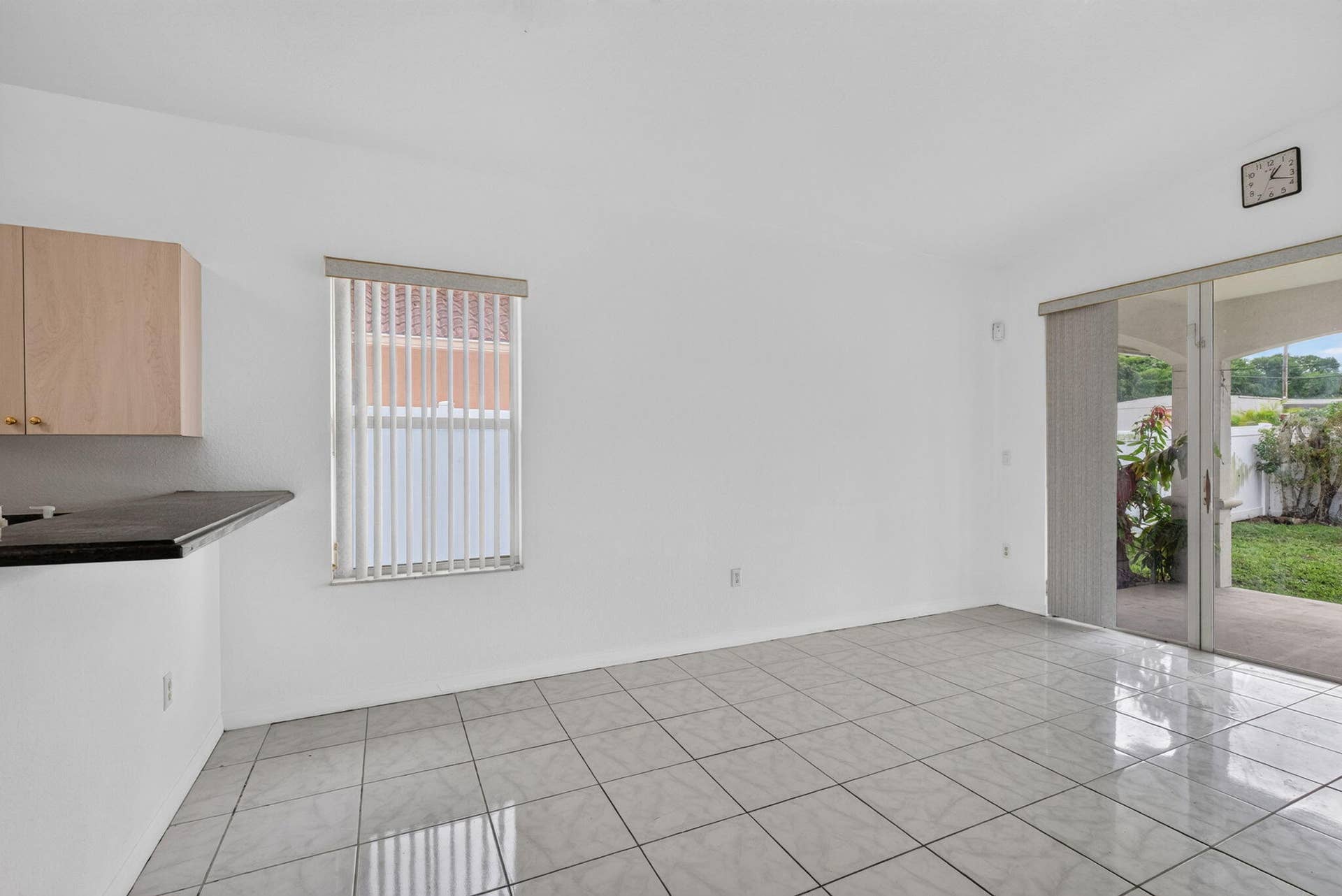 900 SE 2ND Avenue, Dania Beach, FL 33004 12-web-or-mls-_A7A9445