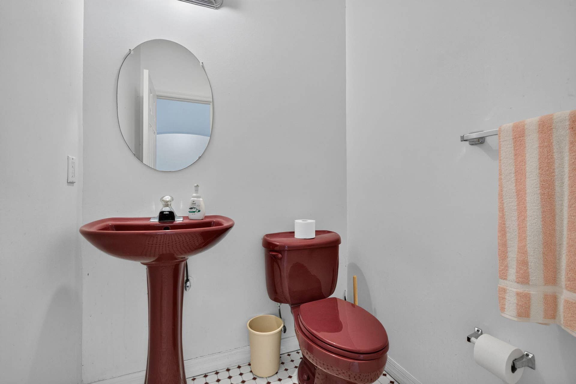 900 SE 2ND Avenue, Dania Beach, FL 33004 34-web-or-mls-_A7A9522