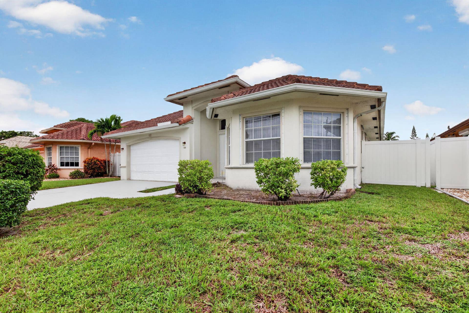 900 SE 2ND Avenue, Dania Beach, FL 33004 4-web-or-mls-_A7A9616
