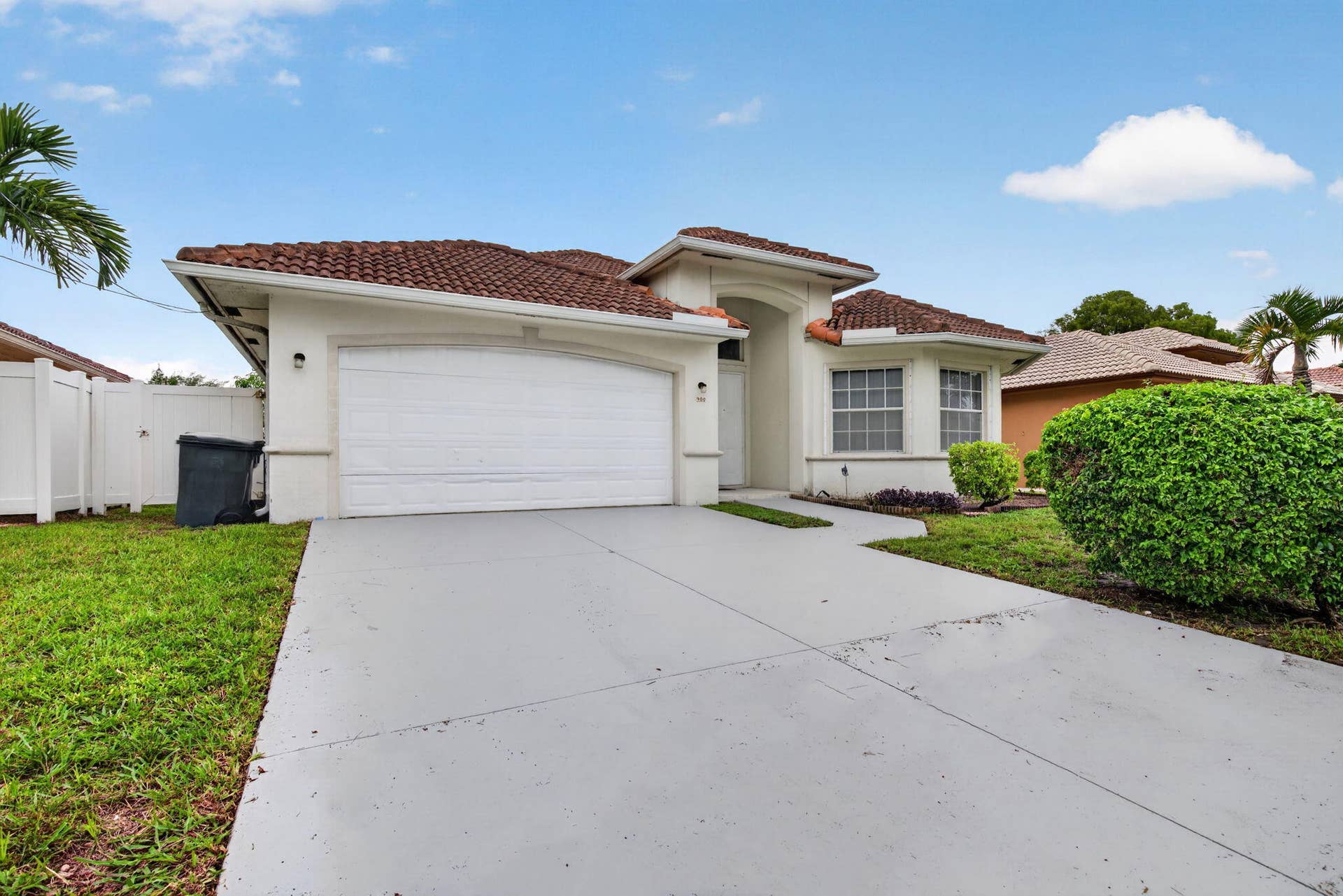 900 SE 2ND Avenue, Dania Beach, FL 33004 2-web-or-mls-_A7A9633