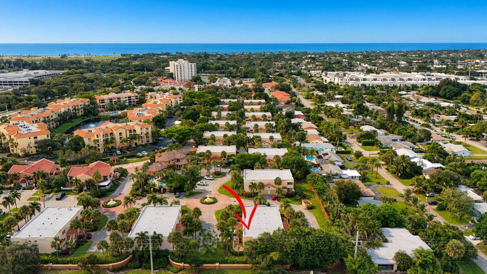 42 Uno Lago Drive, Juno Beach, FL 33408 40-web-or-mls-ywl65