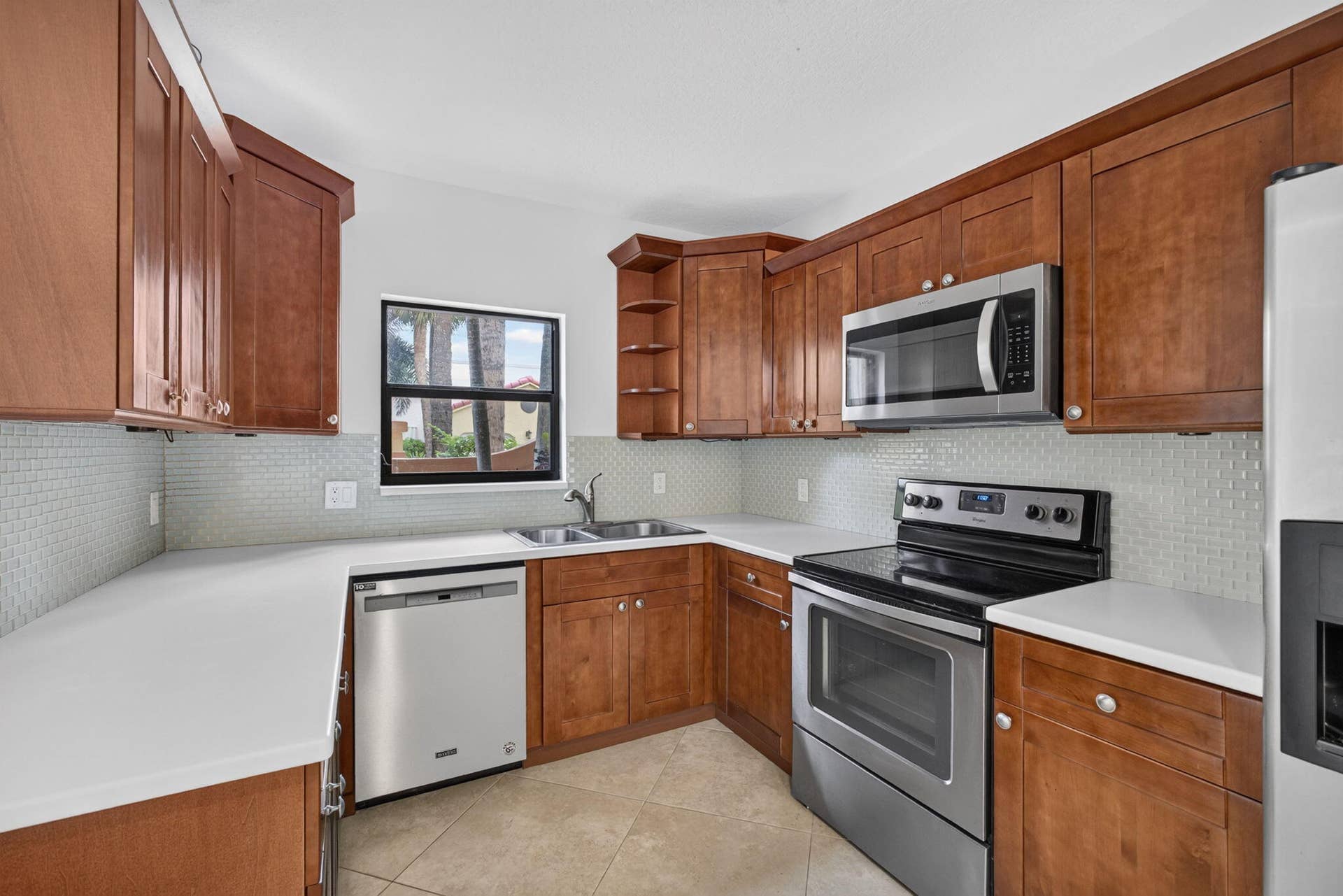 42 Uno Lago Drive, Juno Beach, FL 33408 18-web-or-mls-5D1A7204