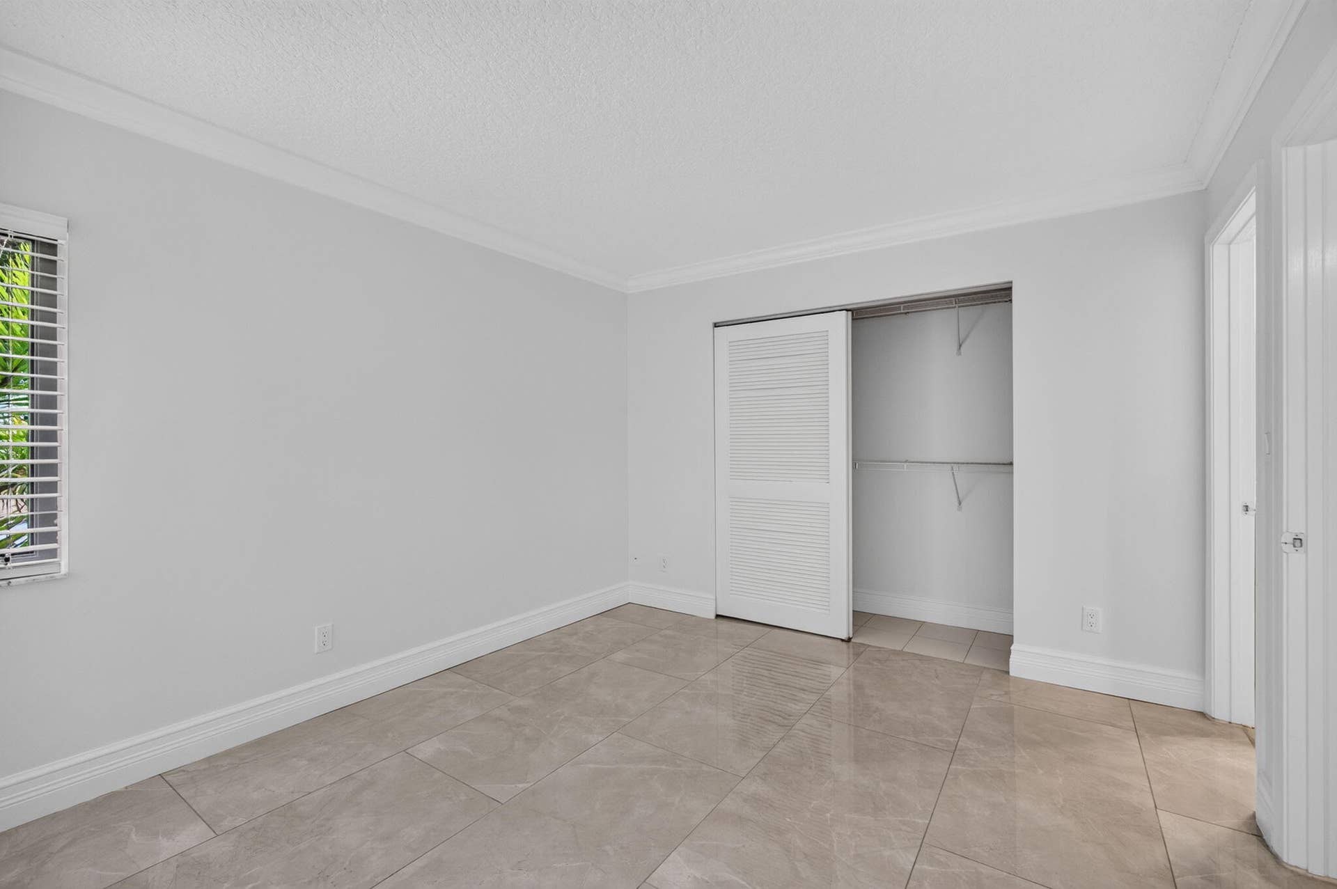 42 Uno Lago Drive, Juno Beach, FL 33408 33-web-or-mls-5D1A7278