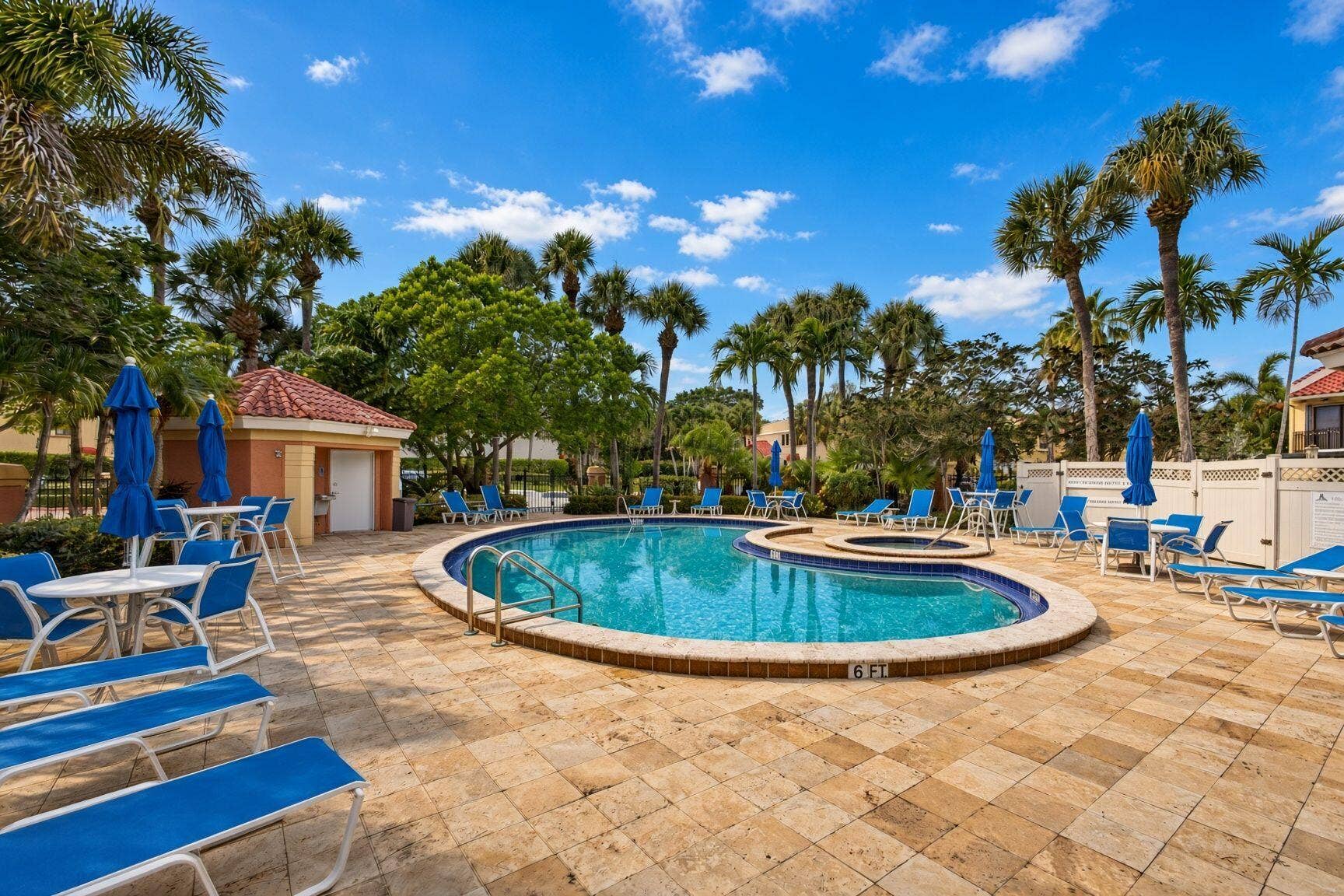 42 Uno Lago Drive, Juno Beach, FL 33408 48-web-or-mls-ppy2N