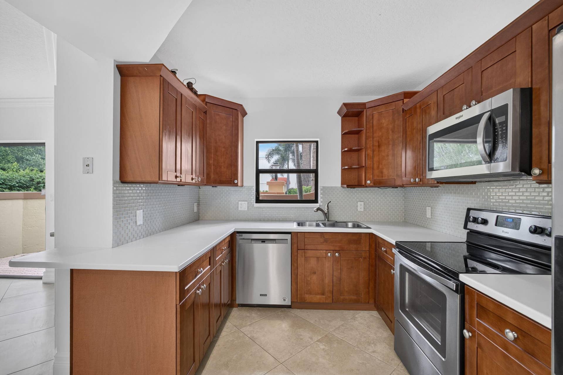 42 Uno Lago Drive, Juno Beach, FL 33408 19-web-or-mls-5D1A7209