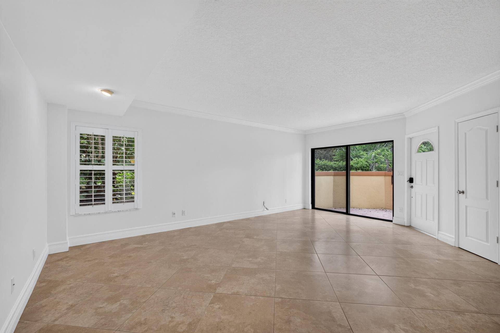 42 Uno Lago Drive, Juno Beach, FL 33408 11-web-or-mls-5D1A7158