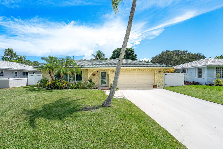 Property photo for 4520 NW 5TH Avenue, Boca Raton, FL