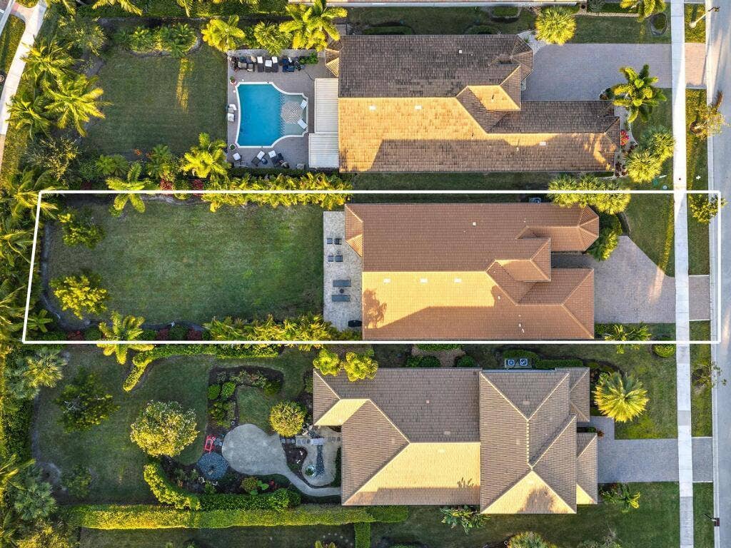 Aerial view of lot size