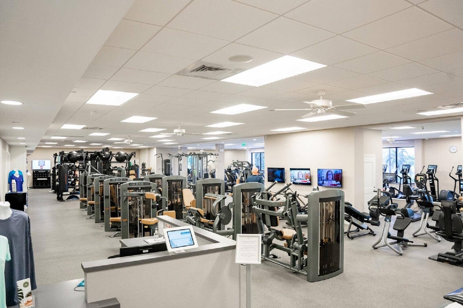 12 Stratford Drive E, #A, Boynton Beach, FL 33436 HR09 - FITNESS
