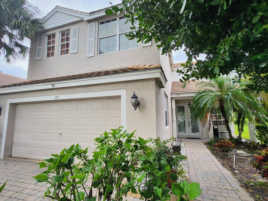 Property photo for 180 KENSINGTON Way, Royal Palm Beach, FL