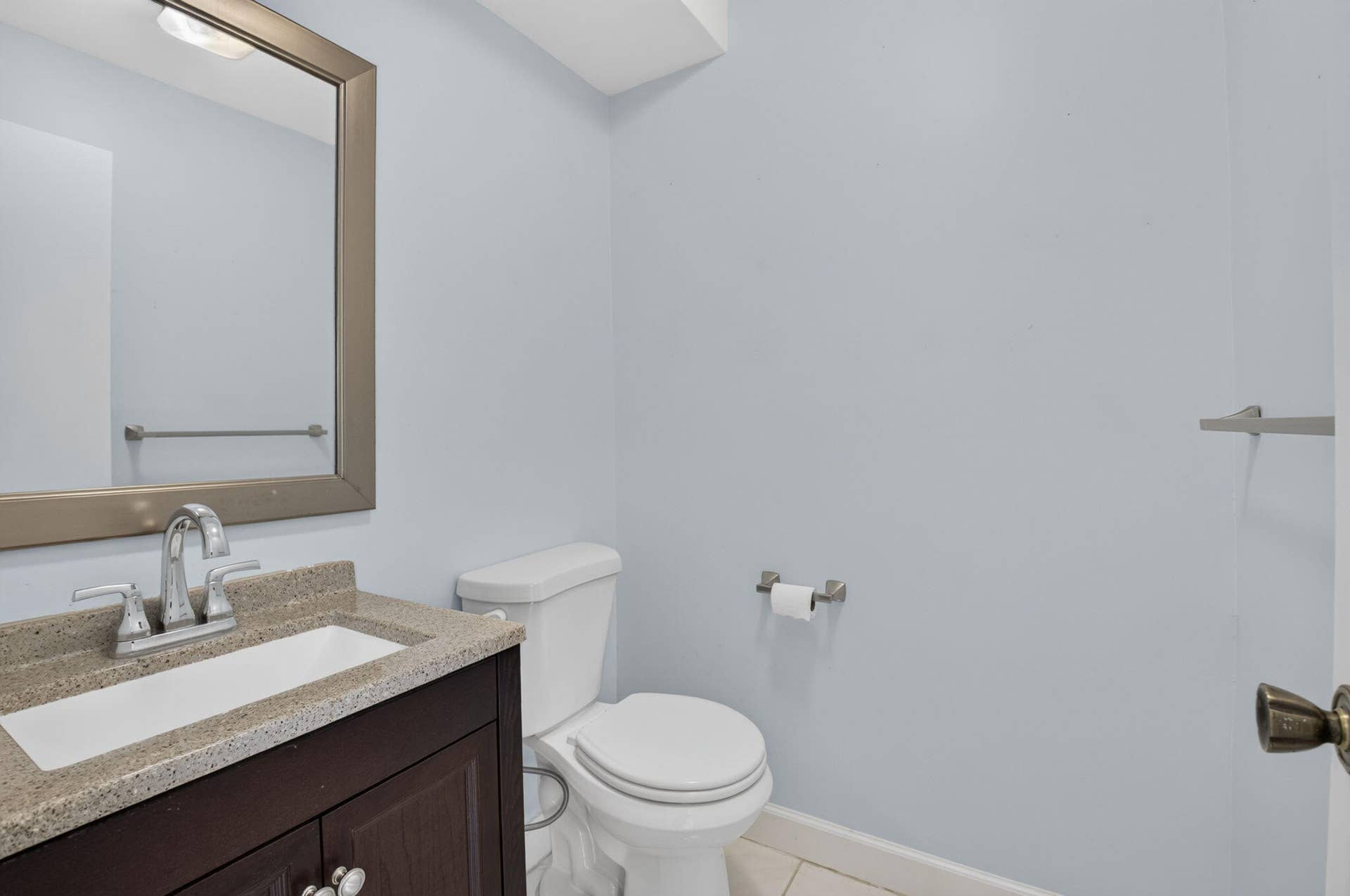 386 Capri I, Delray Beach, FL 33484 1/2 Bathroom