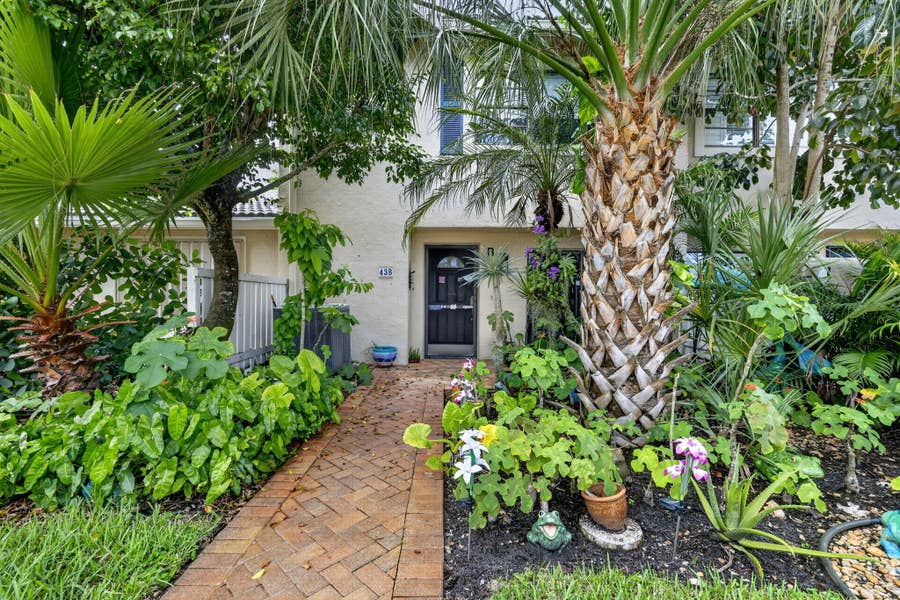 Property photo for 43 W STRATFORD Lane W, #B, Boynton Beach, FL