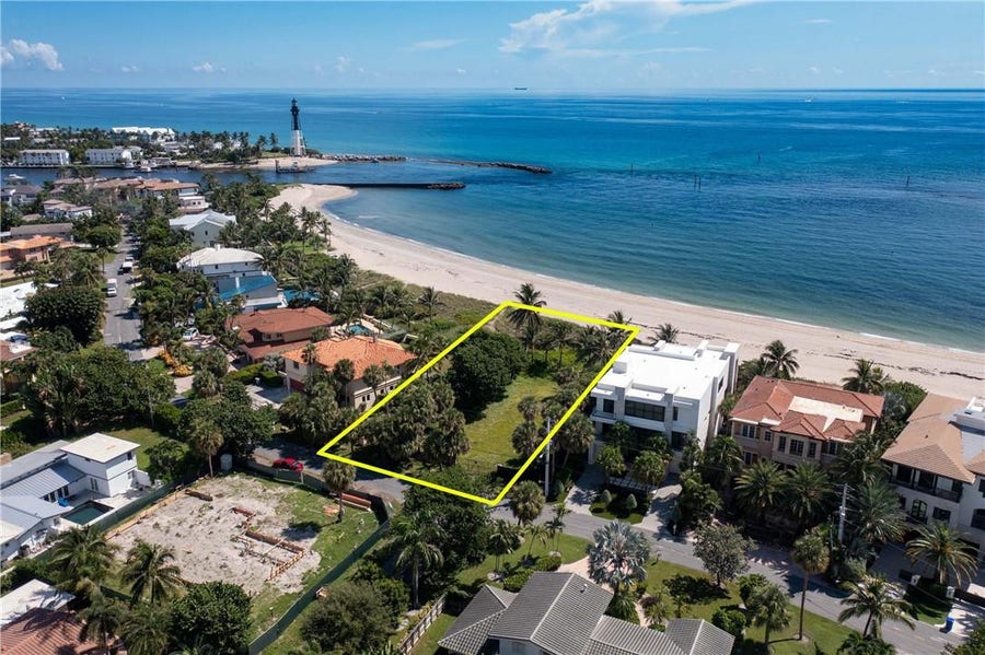 Property photo for 2100 BAY Drive, Pompano Beach, FL