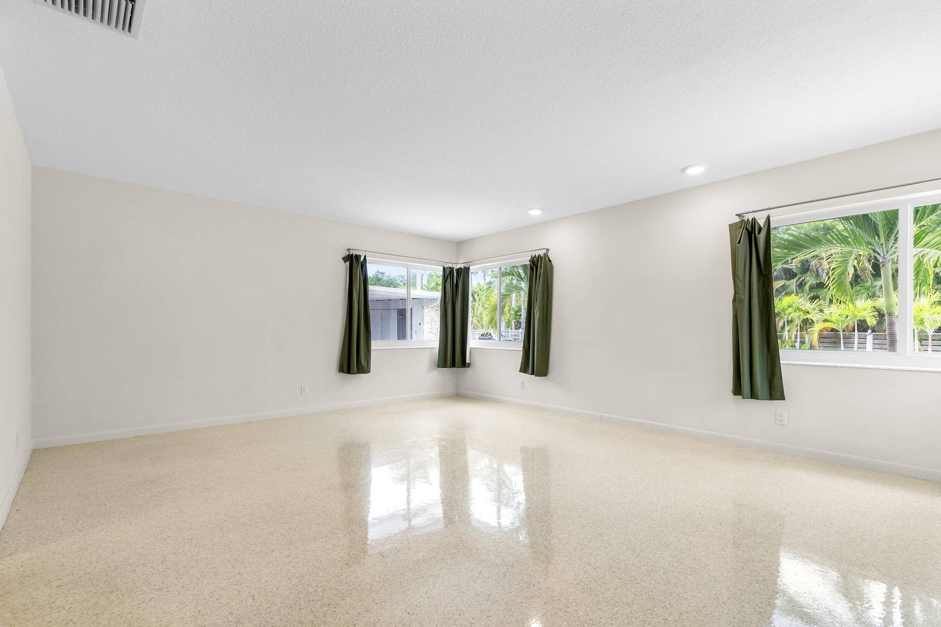 2341 SW 26th Avenue, Fort Lauderdale, FL 33312 6__dsc7909