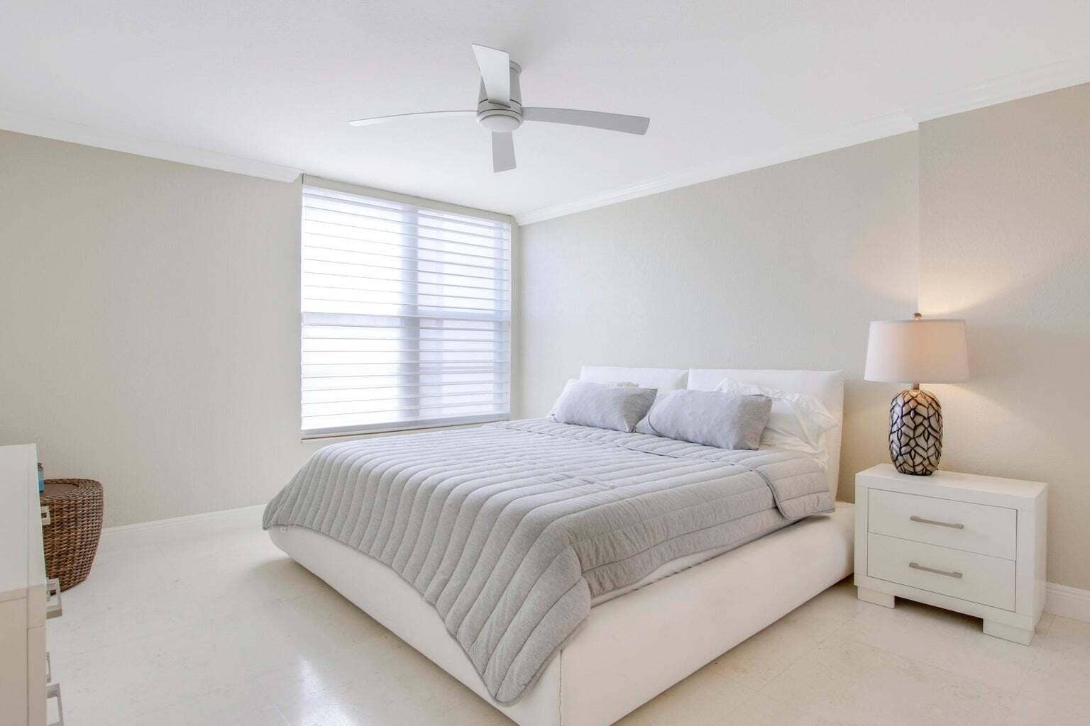 8 Royal Palm Way, #2010, Boca Raton, FL 33432 Primary Bedroom