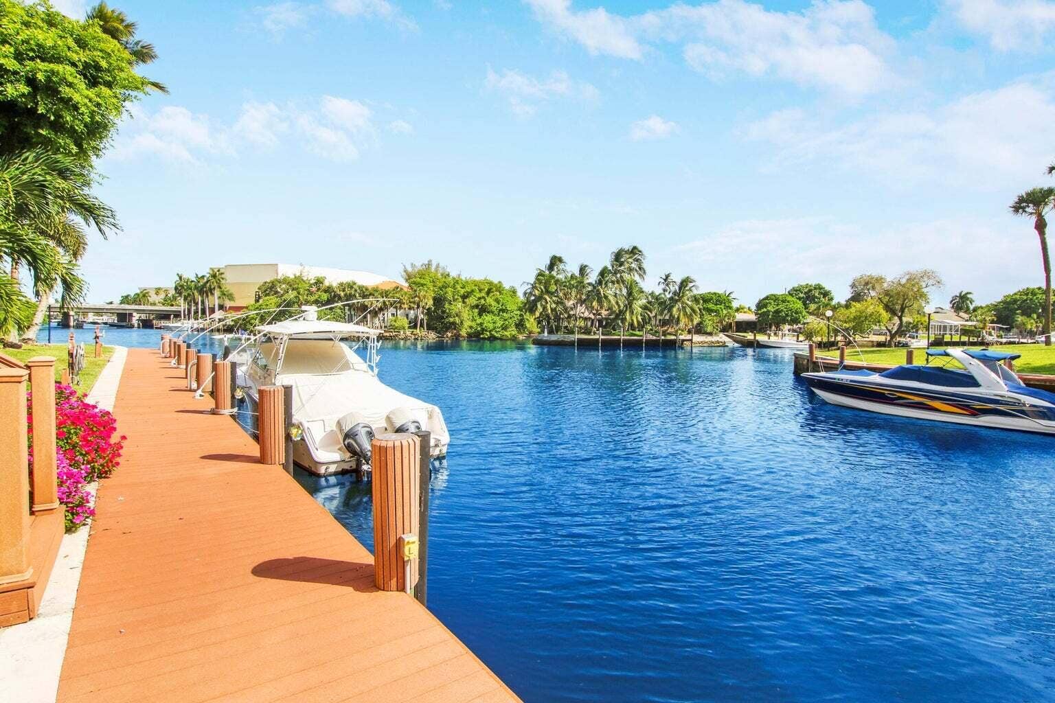 8 Royal Palm Way, #2010, Boca Raton, FL 33432 Dock