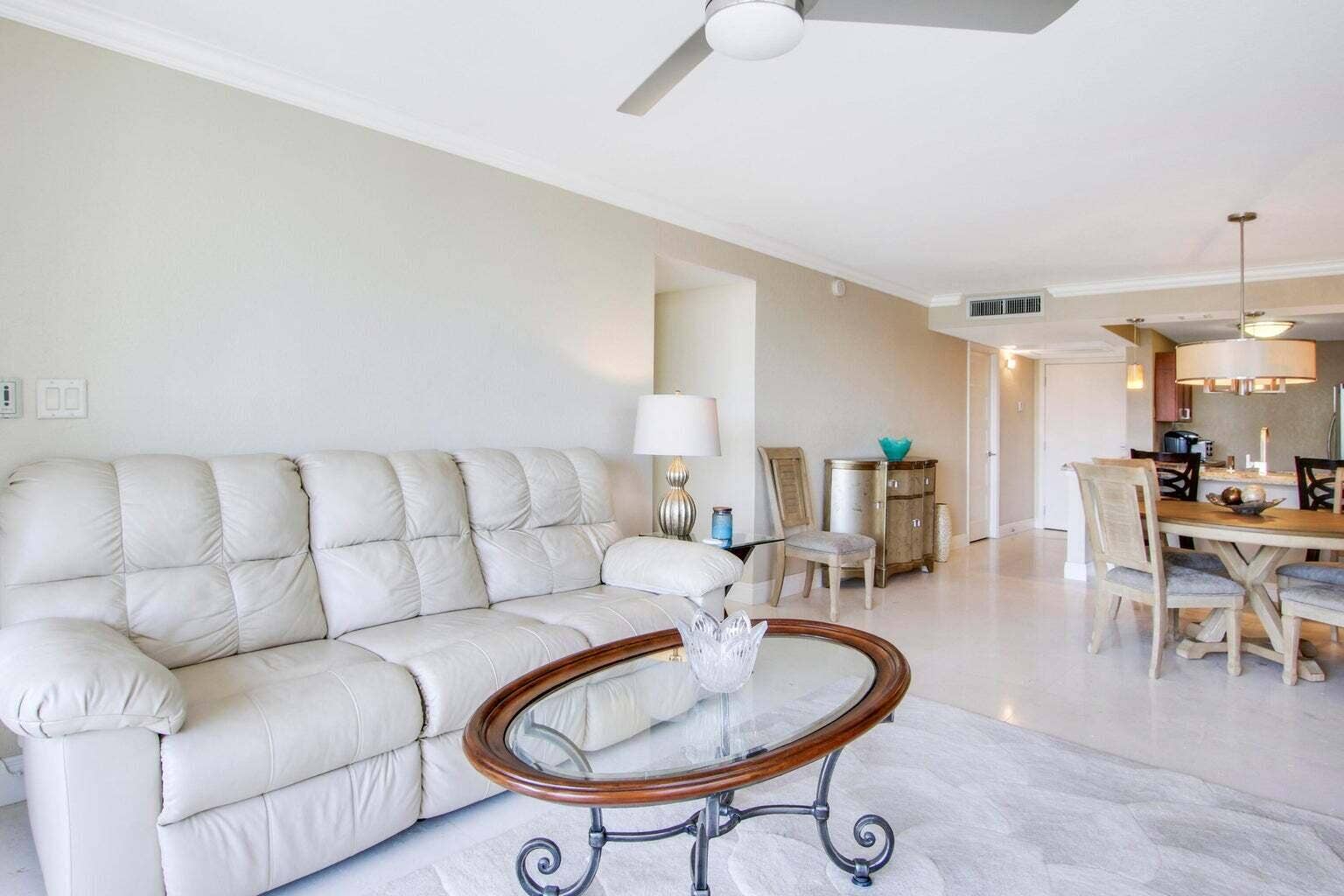 8 Royal Palm Way, #2010, Boca Raton, FL 33432 Living Rm-2