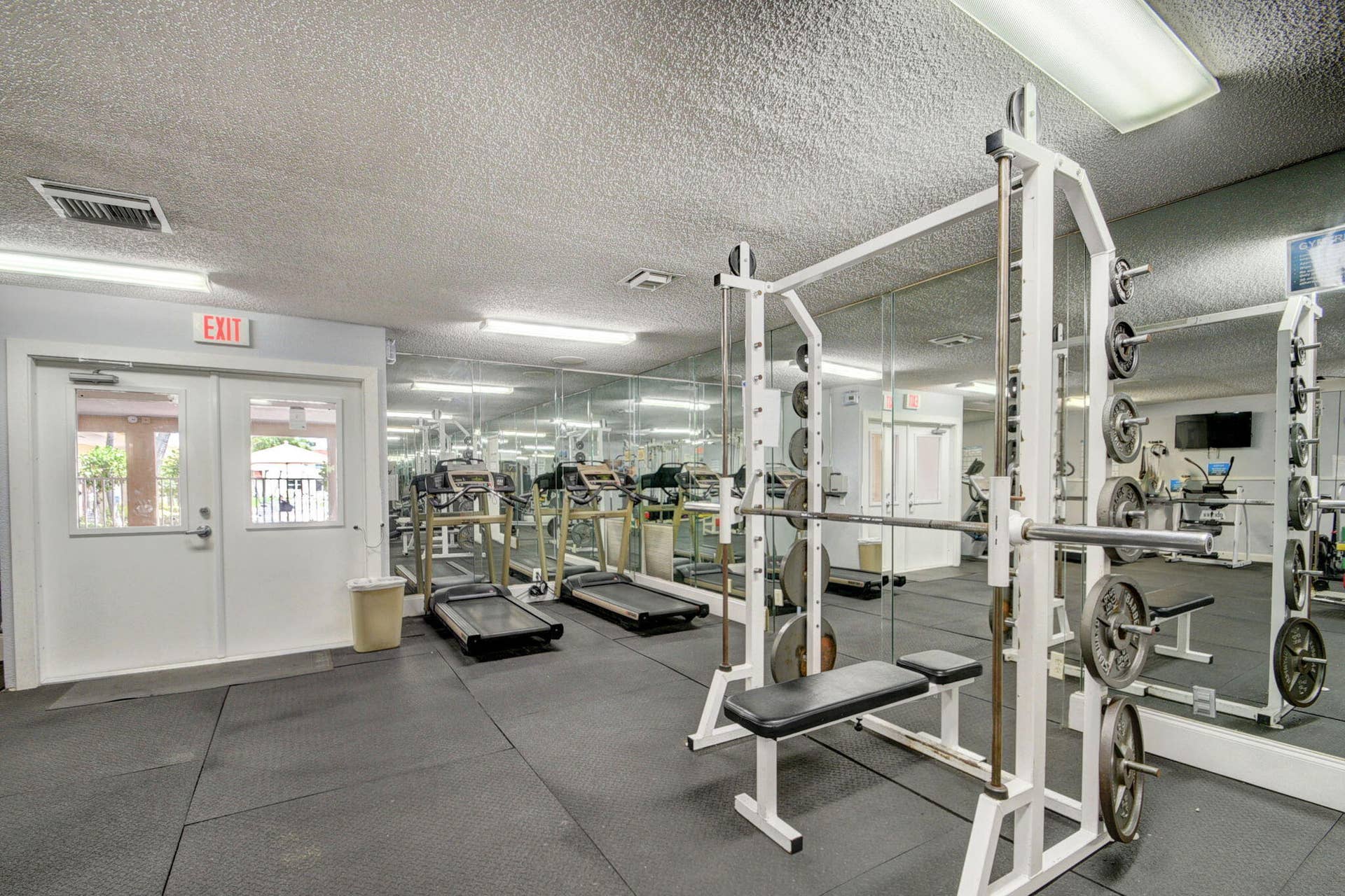 163 LAKE EVELYN Drive, West Palm Beach, FL 33411 large Gym