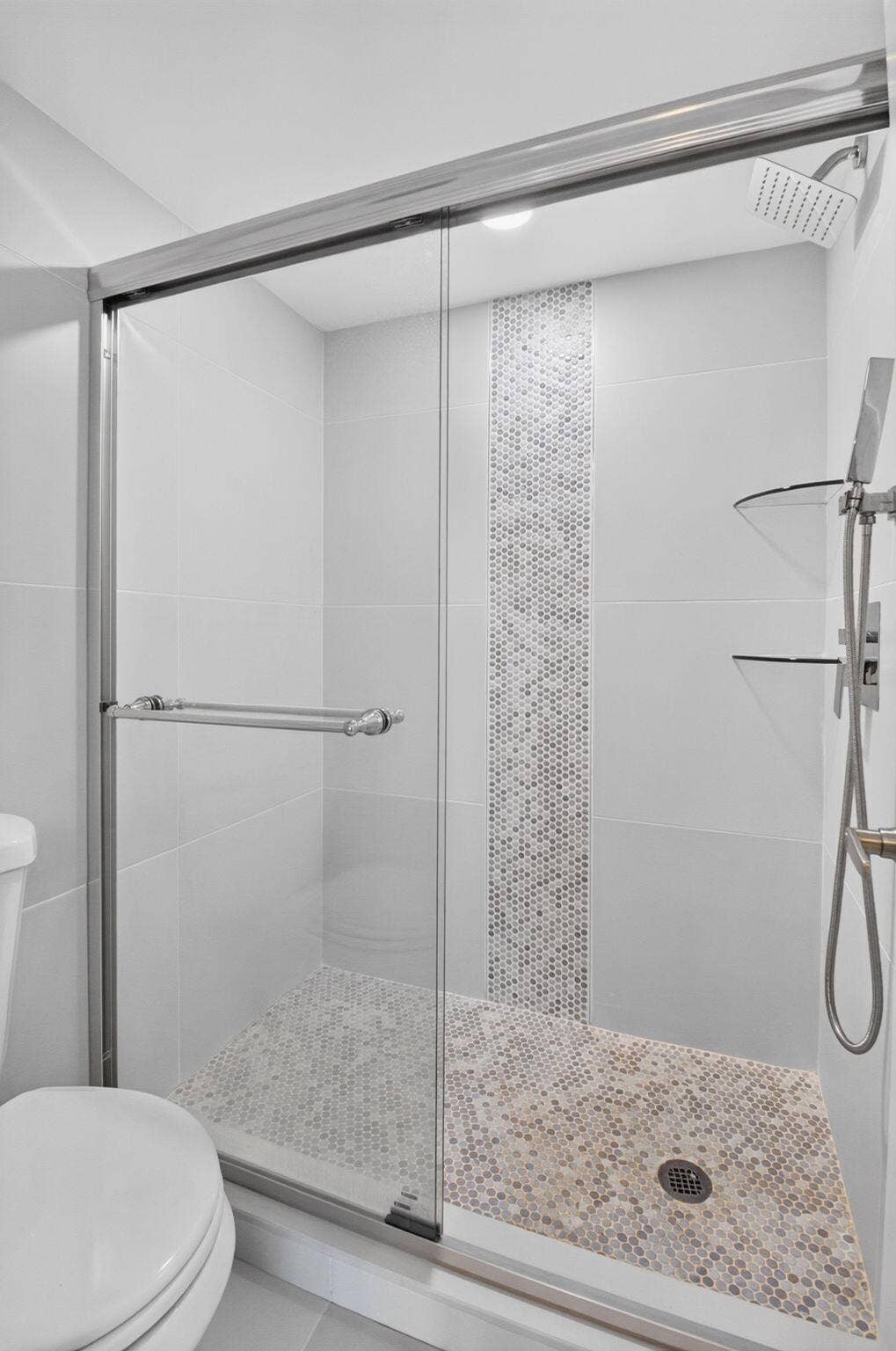 163 LAKE EVELYN Drive, West Palm Beach, FL 33411 Fully Renovated On Suite Bathroom w Walk In Shower