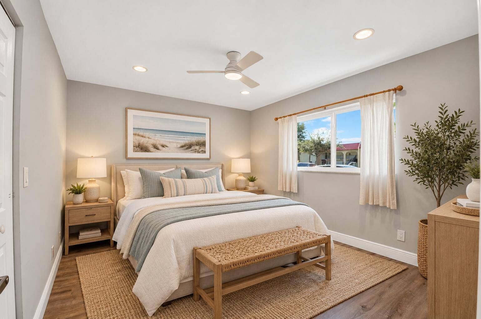 163 LAKE EVELYN Drive, West Palm Beach, FL 33411 Impact Windows, Walk In Closet, New Ceiling Fan w Remote and New Window Treatments