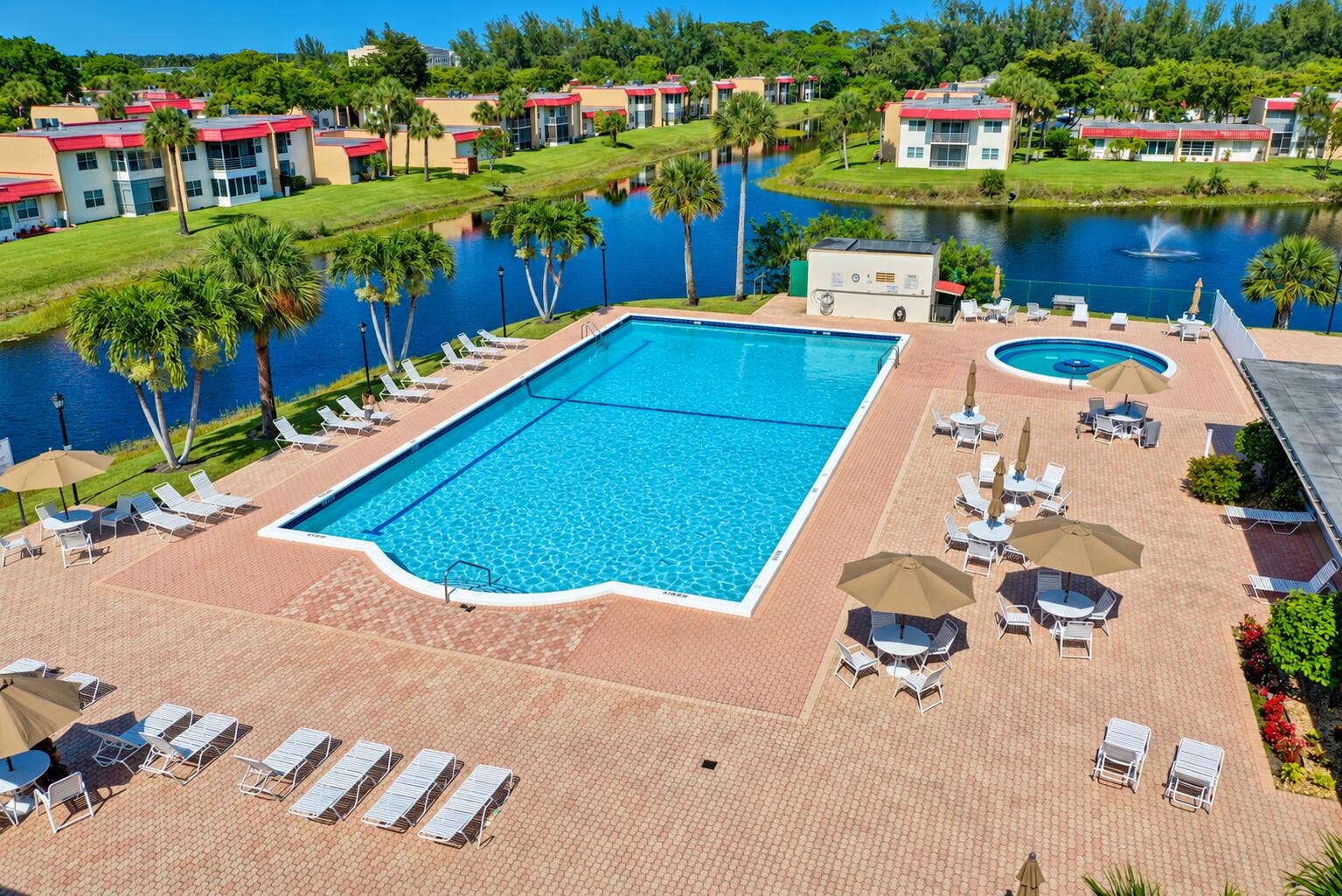 163 LAKE EVELYN Drive, West Palm Beach, FL 33411 Community Pool