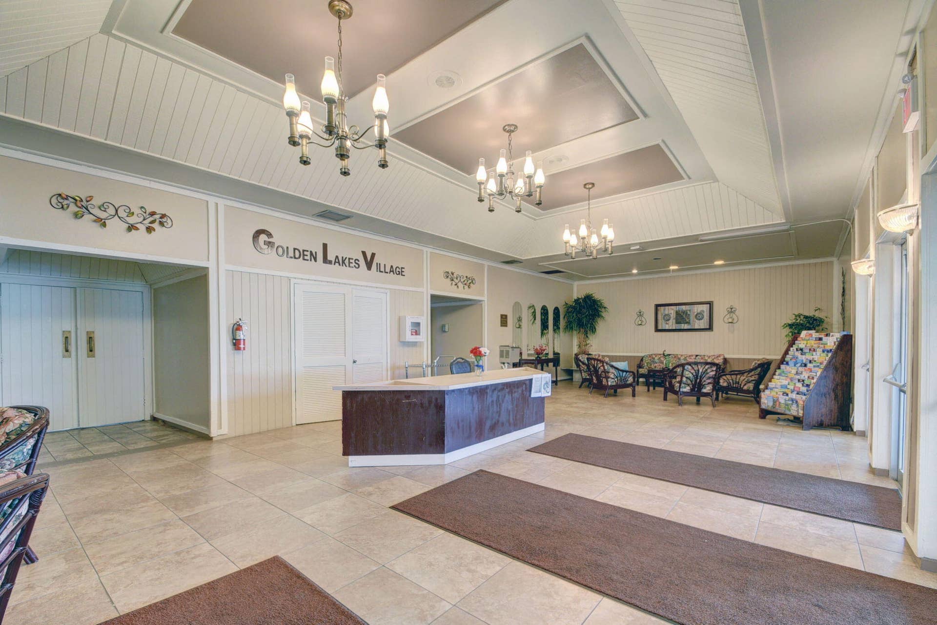 163 LAKE EVELYN Drive, West Palm Beach, FL 33411 Clubhouse Foyer