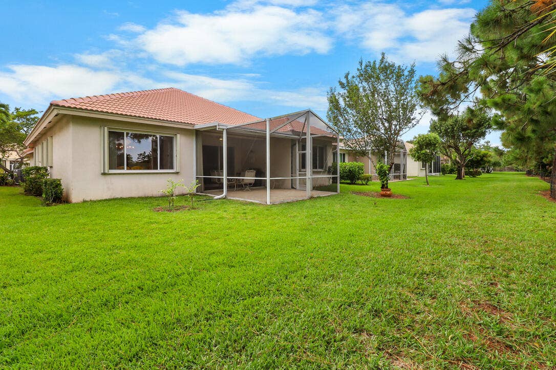 9110 Bay Harbour Circle, West Palm Beach, FL 33411 Backyard