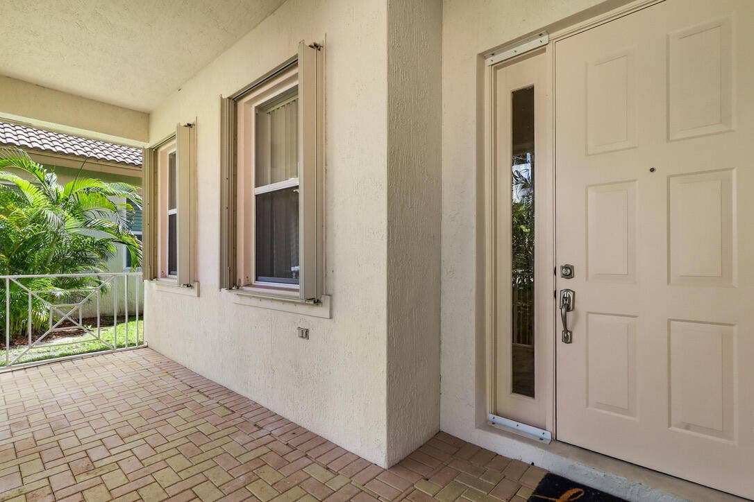 9110 Bay Harbour Circle, West Palm Beach, FL 33411 Front Entrance