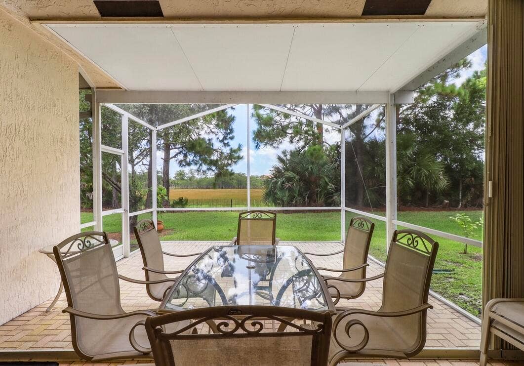 9110 Bay Harbour Circle, West Palm Beach, FL 33411 patio