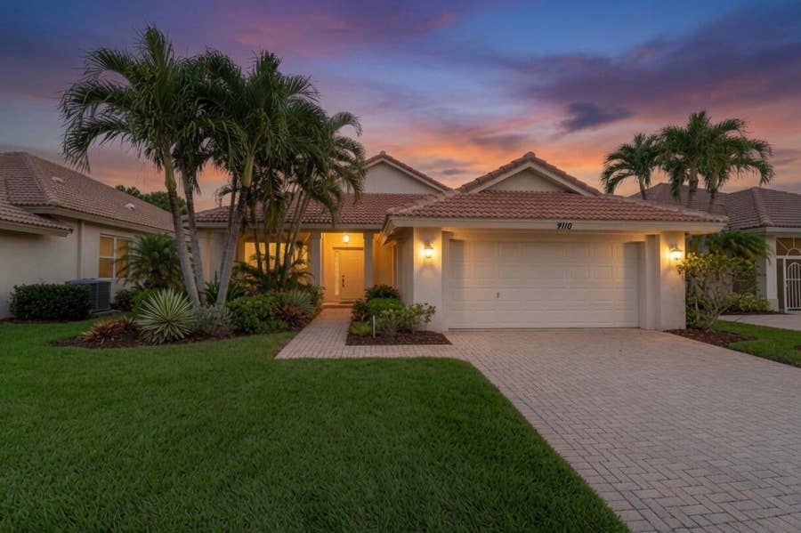 Property photo for 9110 Bay Harbour Circle, West Palm Beach, FL