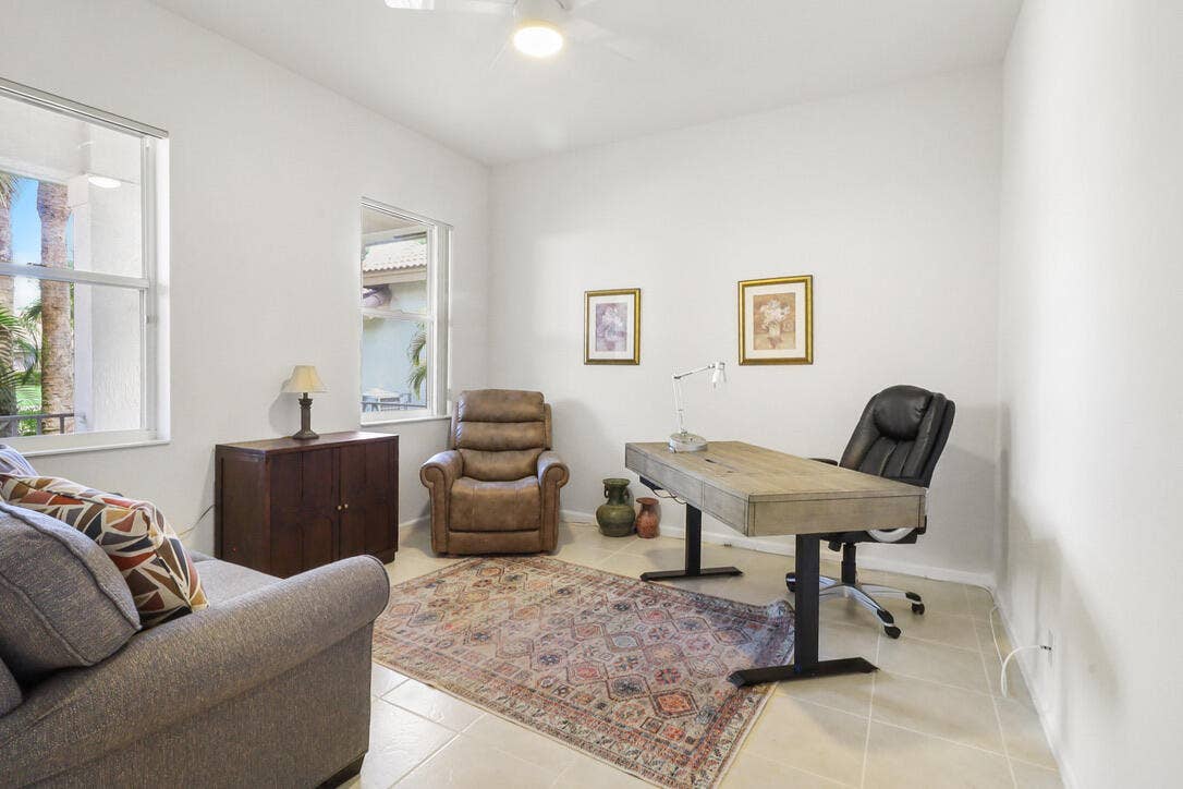 9110 Bay Harbour Circle, West Palm Beach, FL 33411 Den