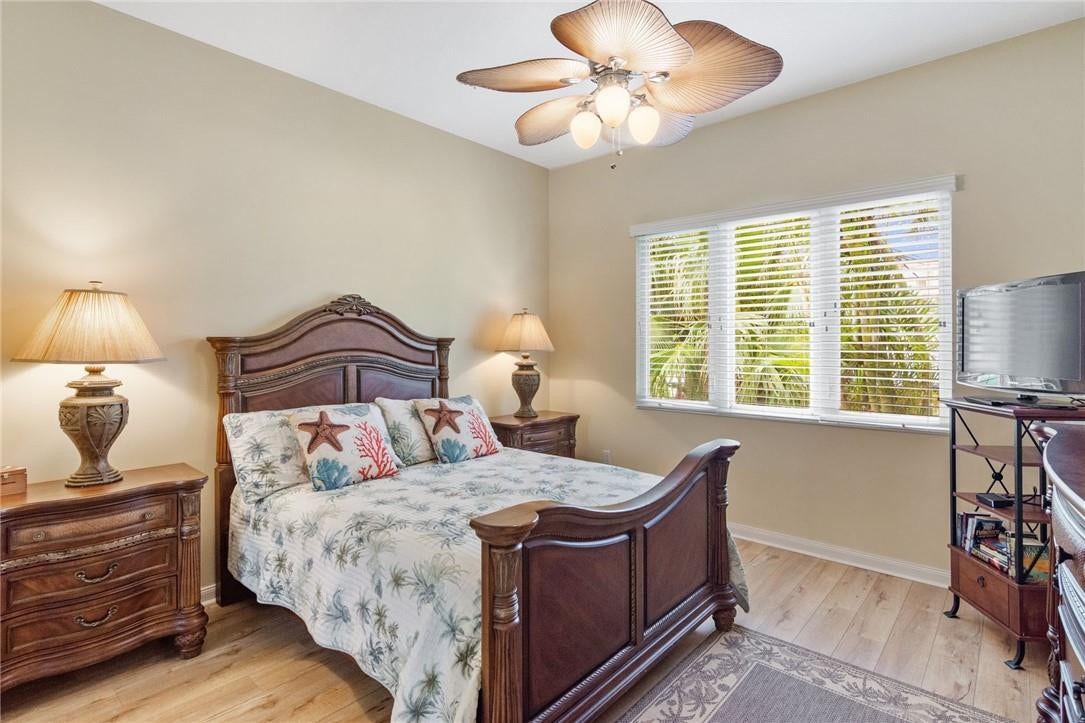Guest bedroom