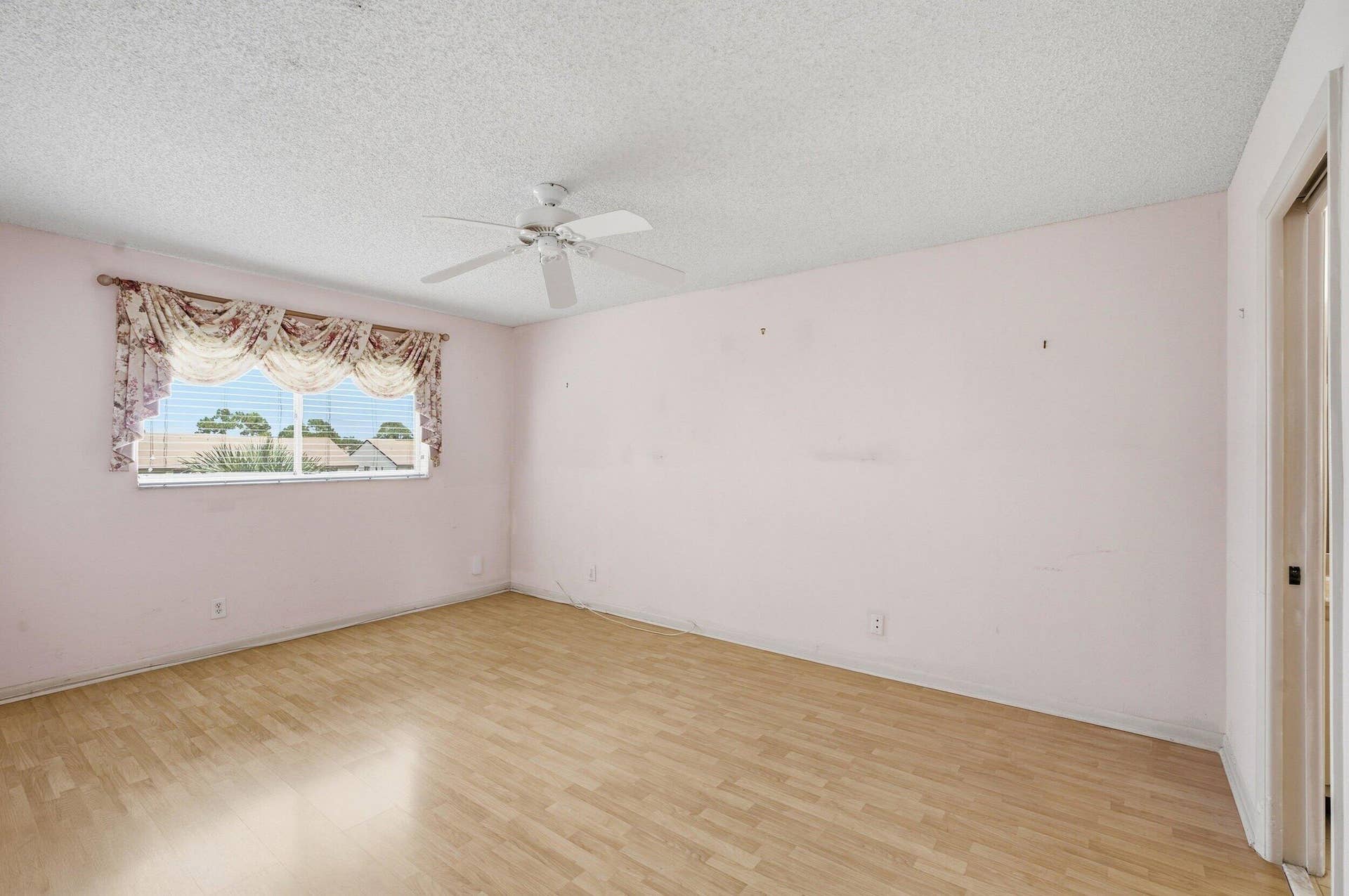 4725 LUCERNE LAKES Boulevard E, #301, Lake Worth, FL 33467 16_smg04529