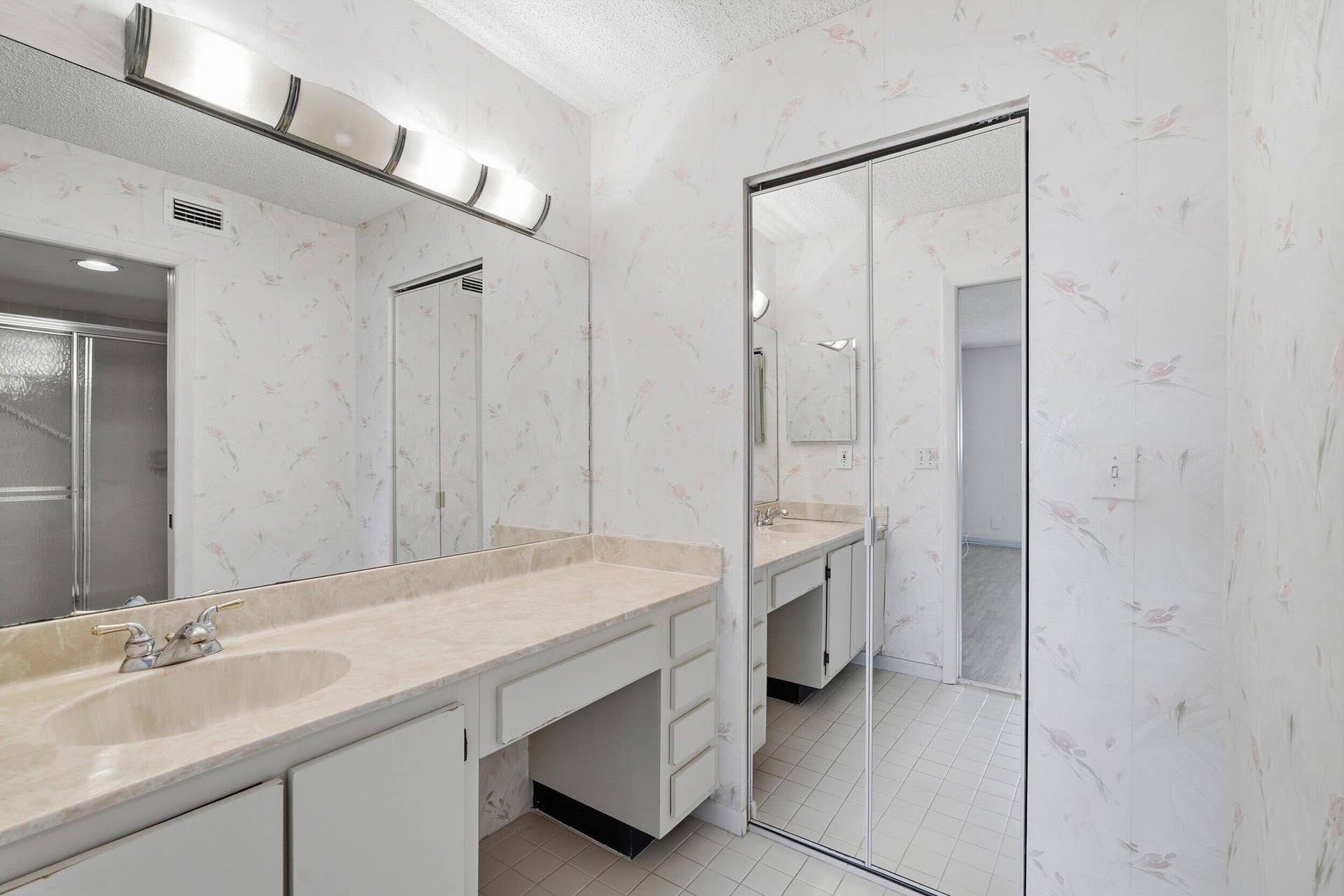 4725 LUCERNE LAKES Boulevard E, #301, Lake Worth, FL 33467 19_smg04539