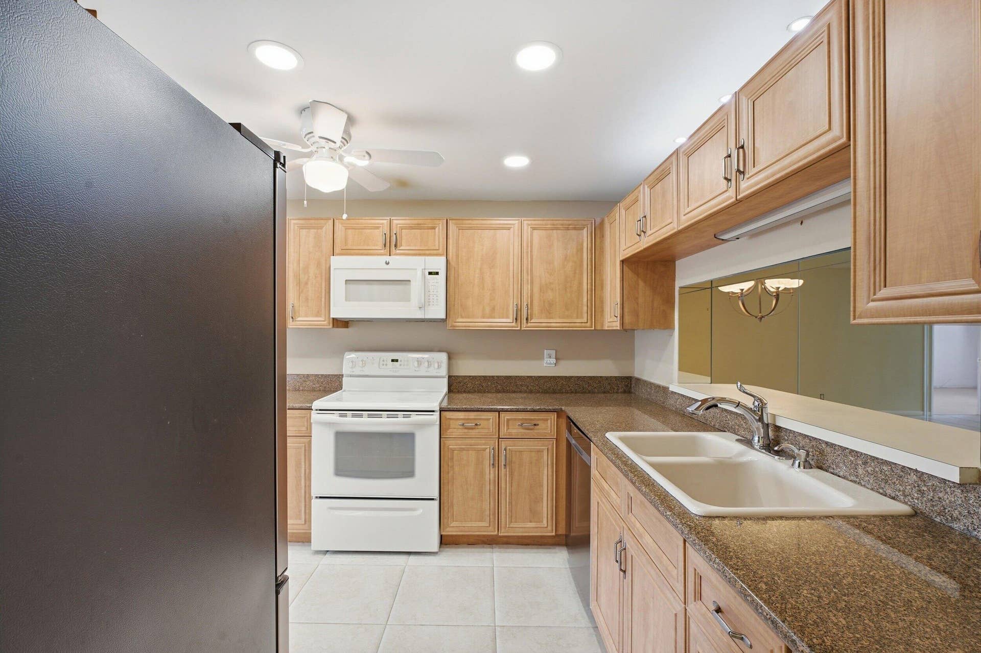 4725 LUCERNE LAKES Boulevard E, #301, Lake Worth, FL 33467 11_smg04484