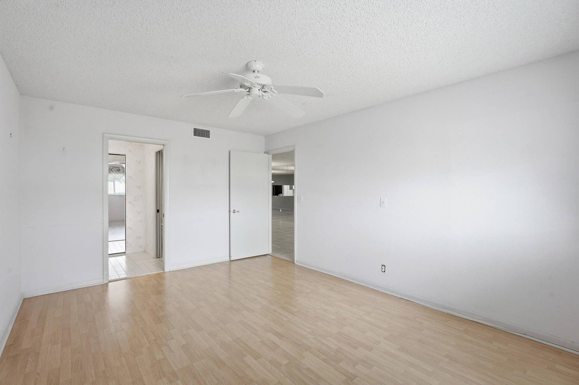4725 LUCERNE LAKES Boulevard E, #301, Lake Worth, FL 33467 17_smg04534