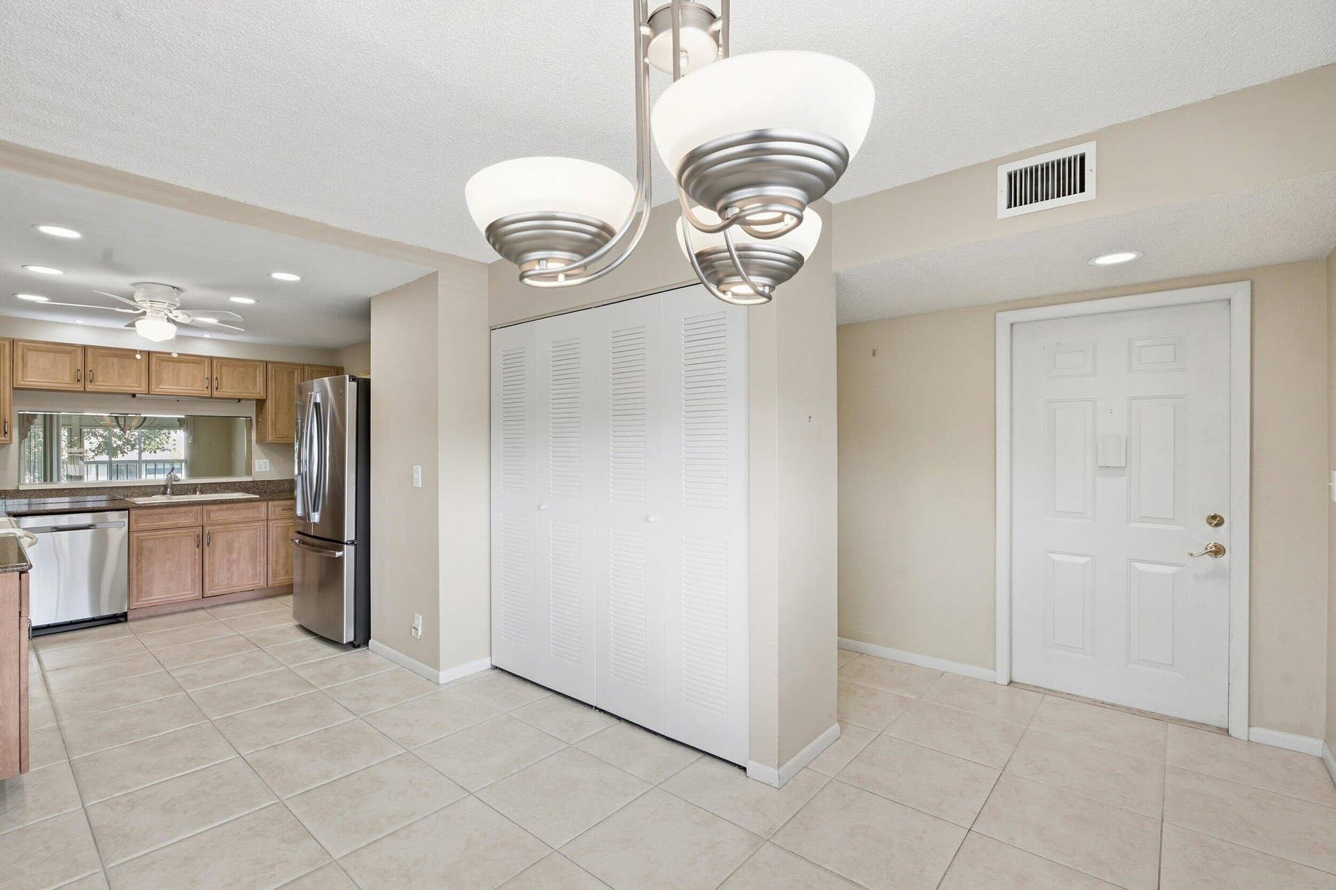 4725 LUCERNE LAKES Boulevard E, #301, Lake Worth, FL 33467 9_smg04474