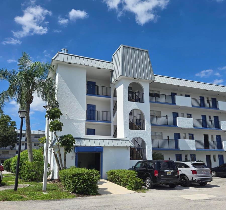 Property photo for 6061 N FALLS CIR Drive, #214, Lauderhill, FL