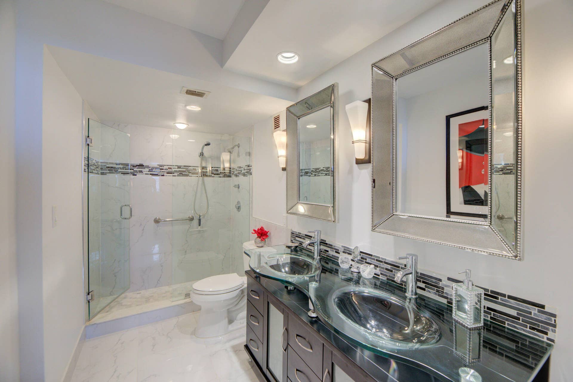 JH 1404 master bathroom