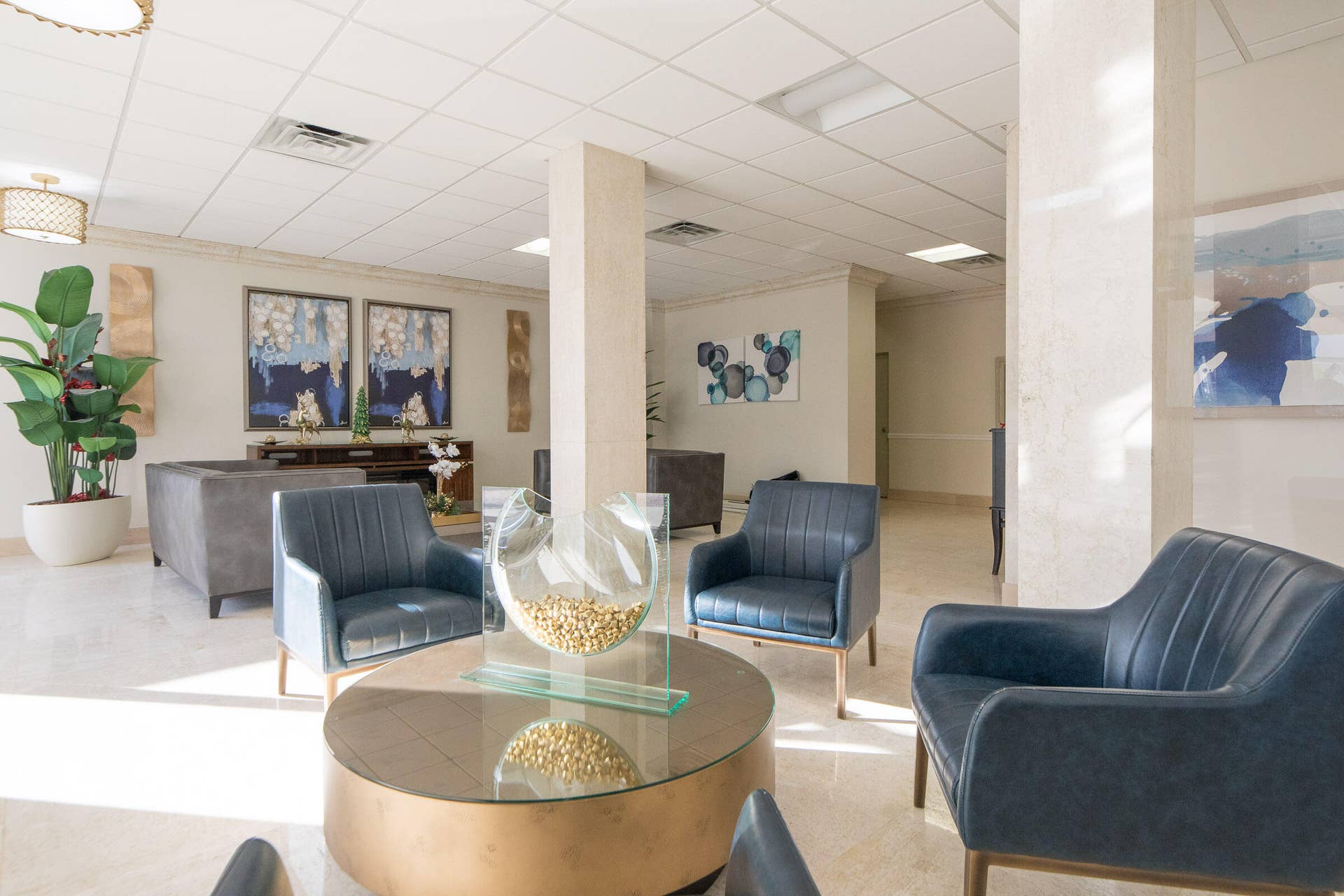 Jamaica House lobby