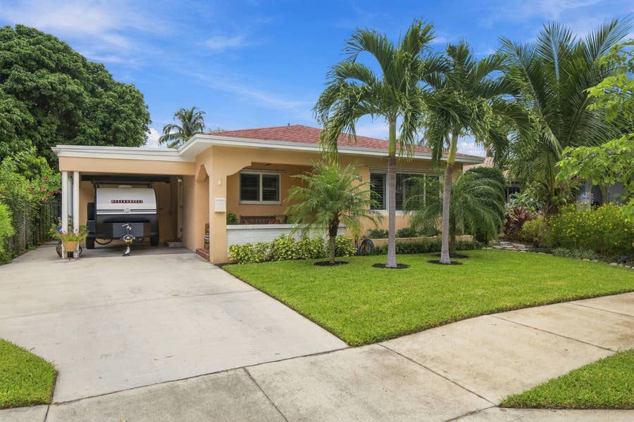 Property photo for 330 CORNELL Drive, Lake Worth Beach, FL