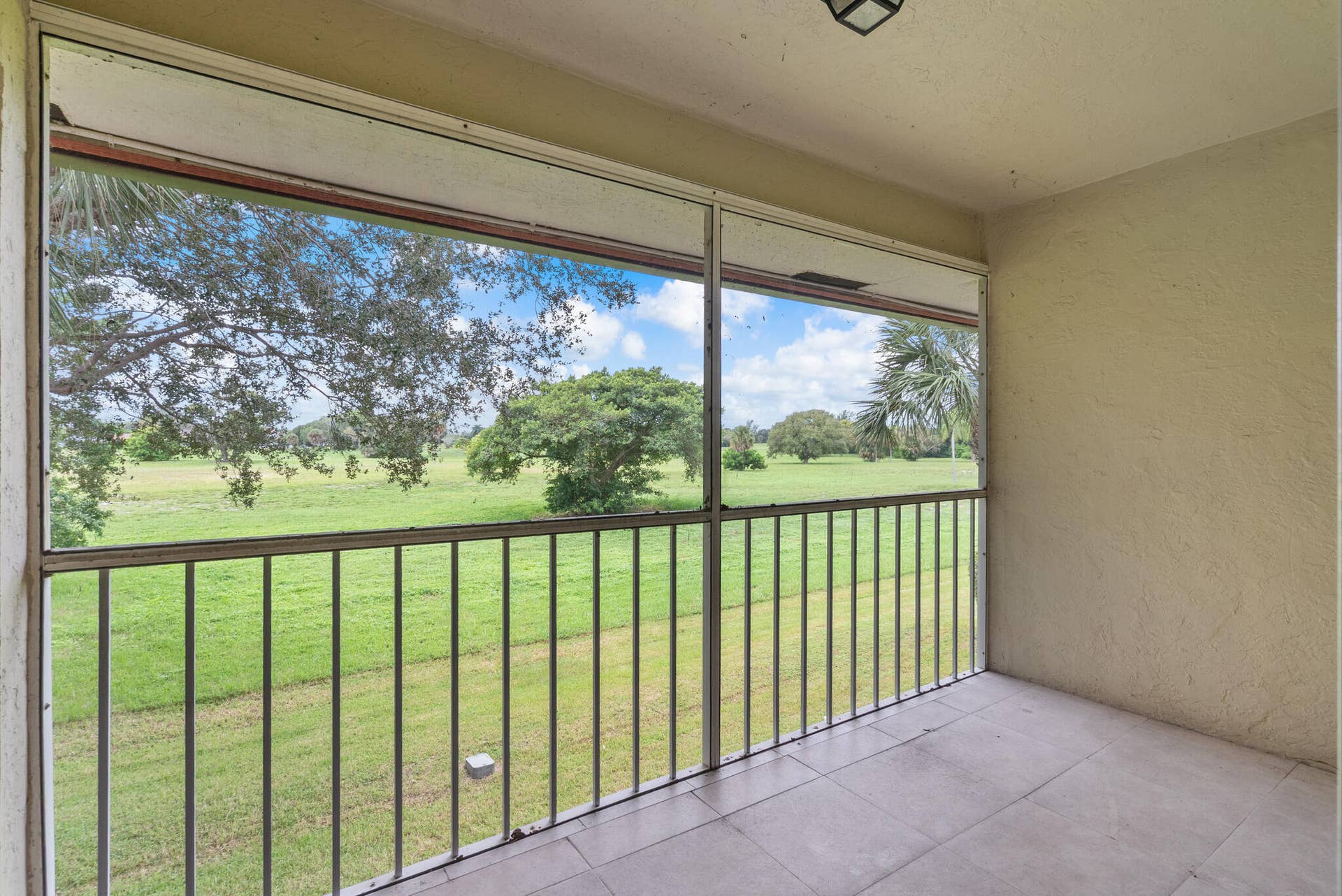260 NW 67TH Street, #A204, Boca Raton, FL 33487 Screened and Covered Patio
