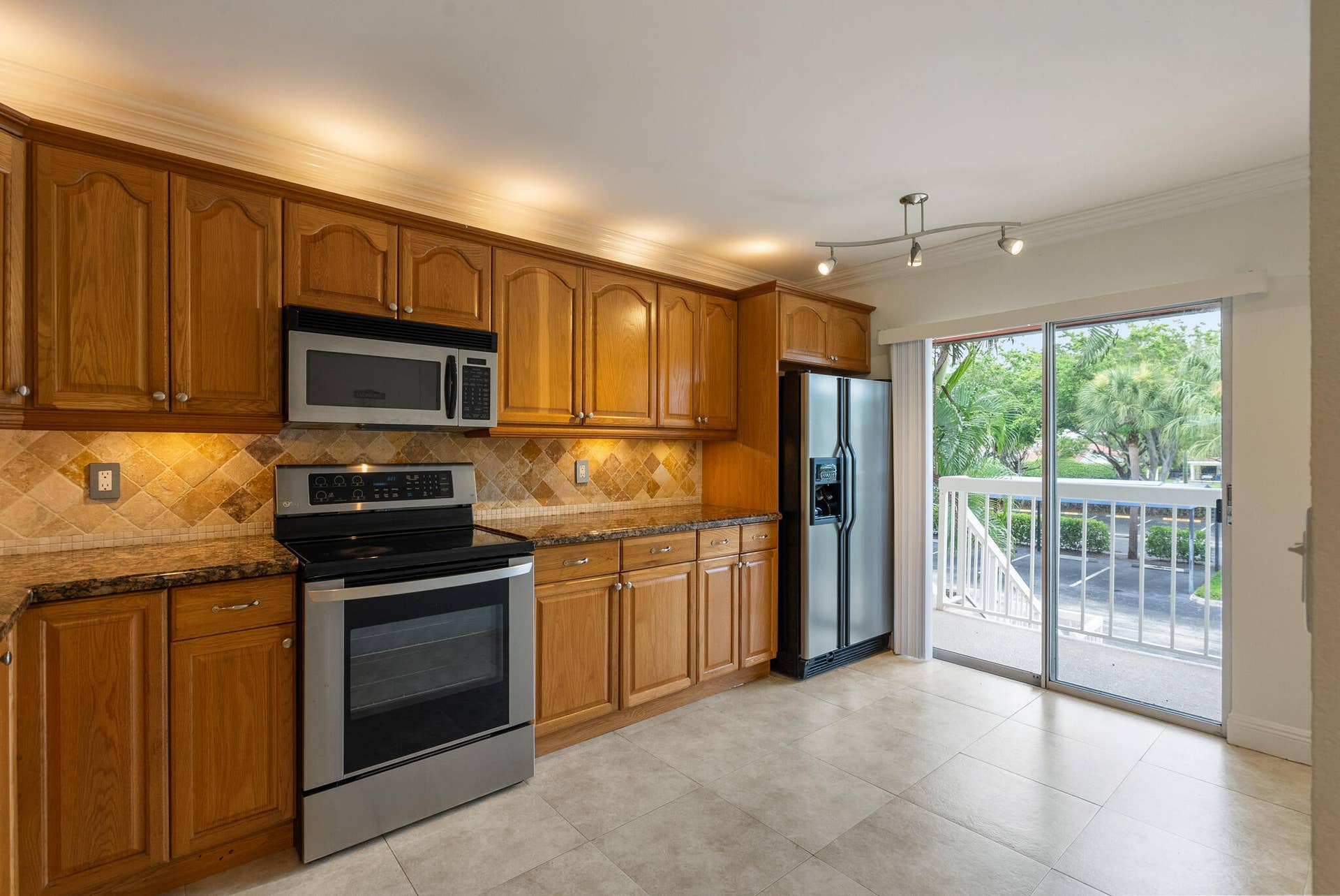 260 NW 67TH Street, #A204, Boca Raton, FL 33487 DSC06134
