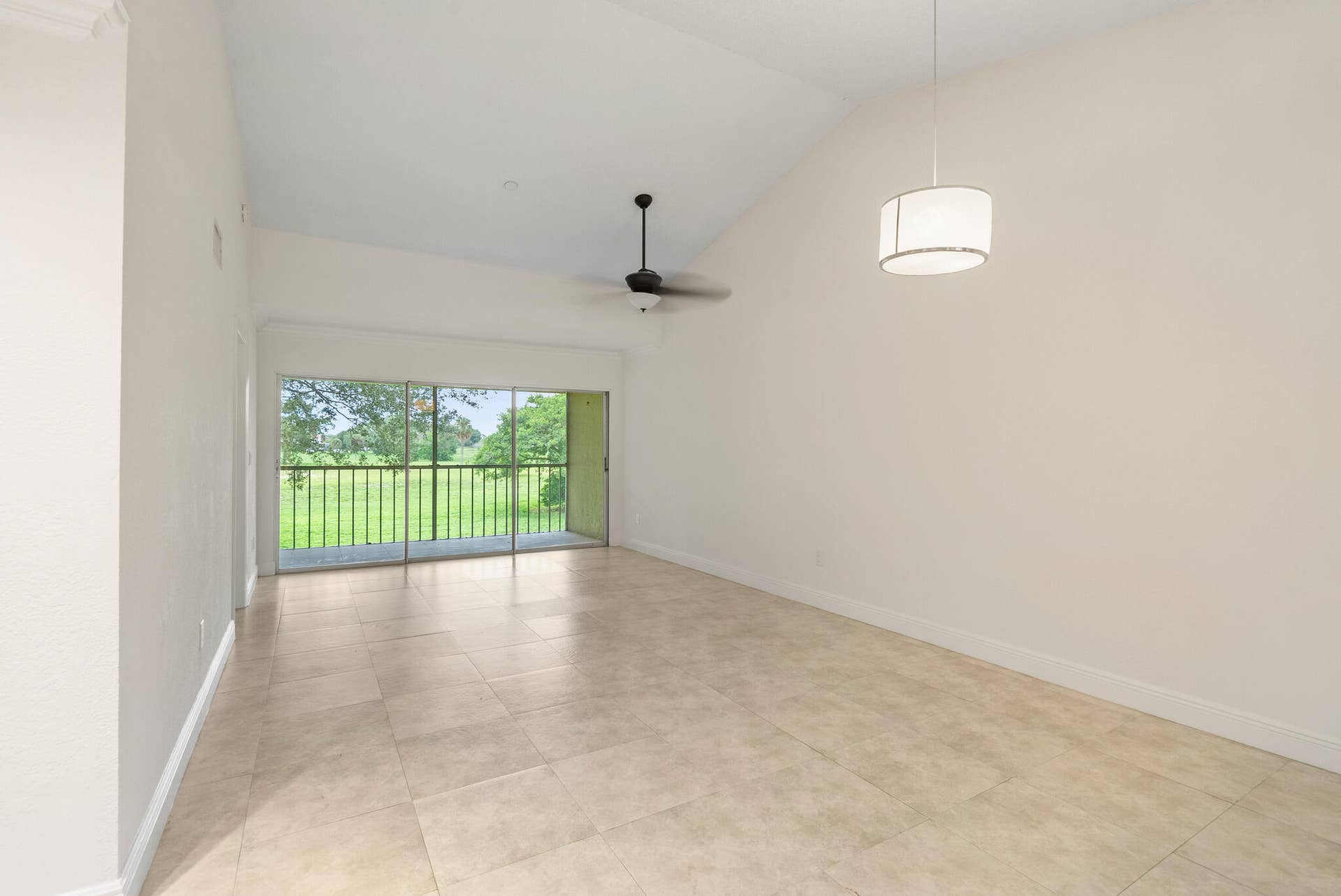 260 NW 67TH Street, #A204, Boca Raton, FL 33487 DSC06047