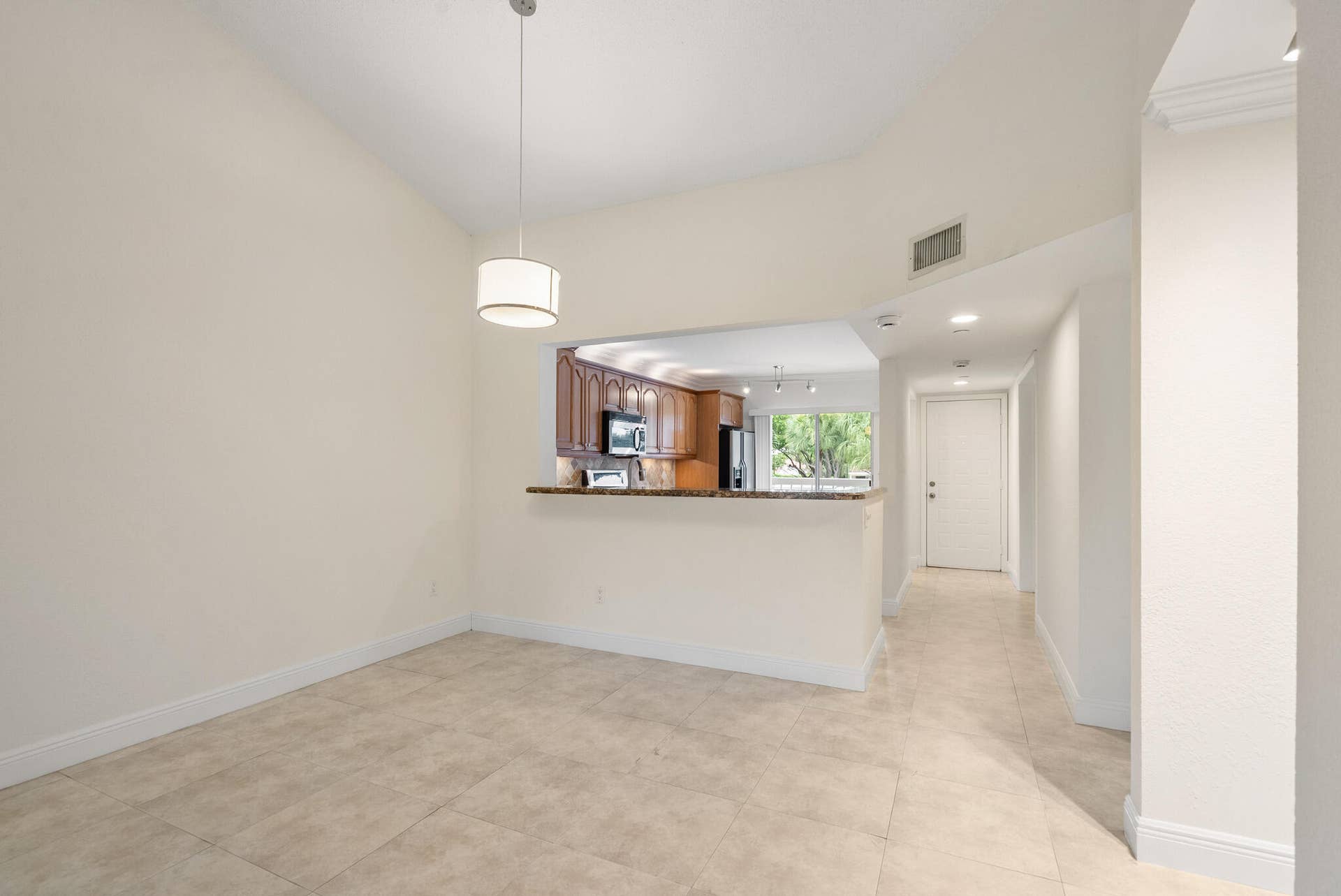 260 NW 67TH Street, #A204, Boca Raton, FL 33487 DSC06242