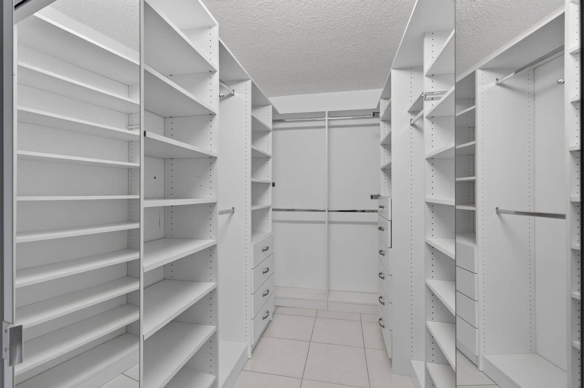 6065 Pointe Regal Circle, #403, Delray Beach, FL 33484 15_Walk_In_Closet