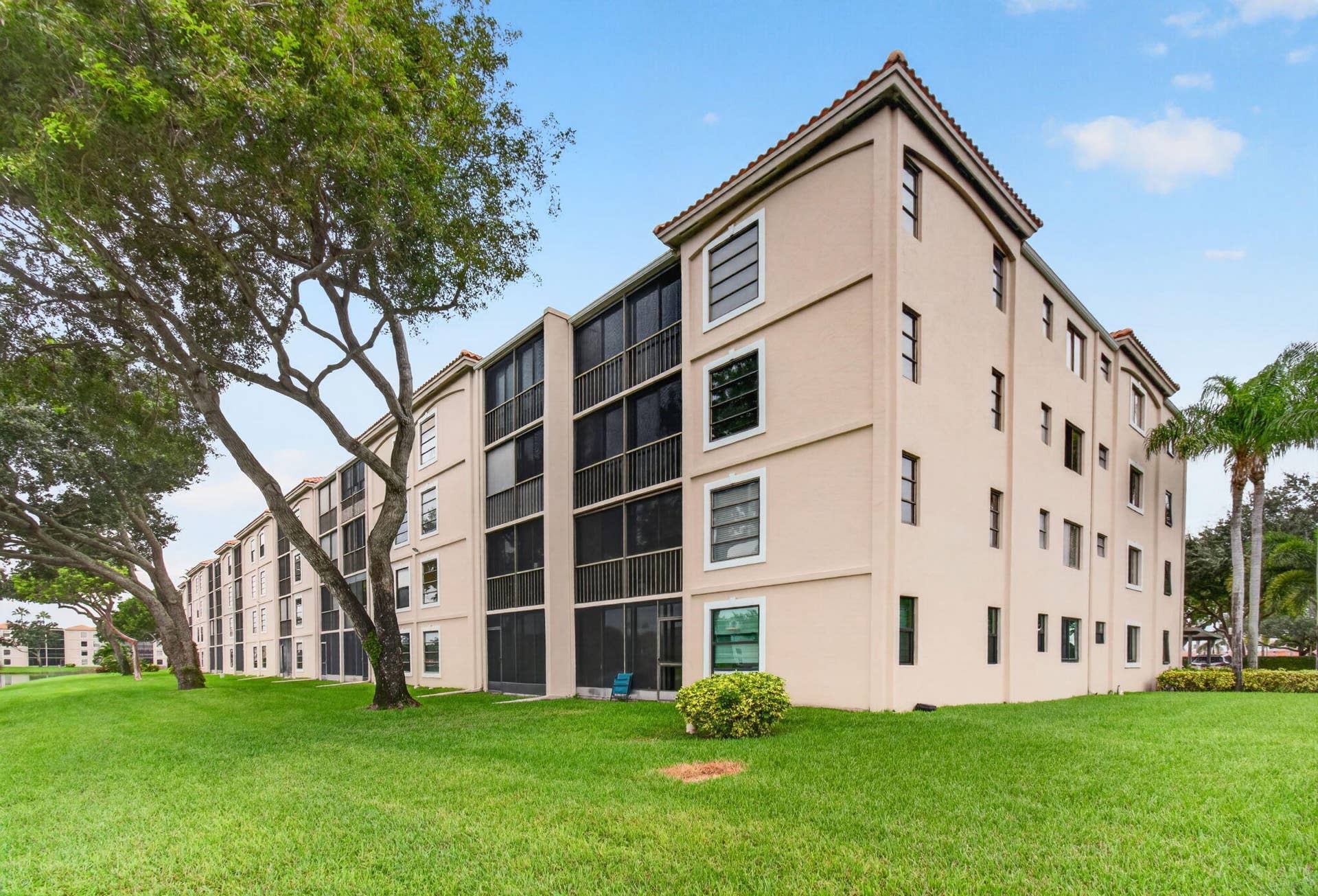 6065 Pointe Regal Circle, #403, Delray Beach, FL 33484 17_Lakefront_Building